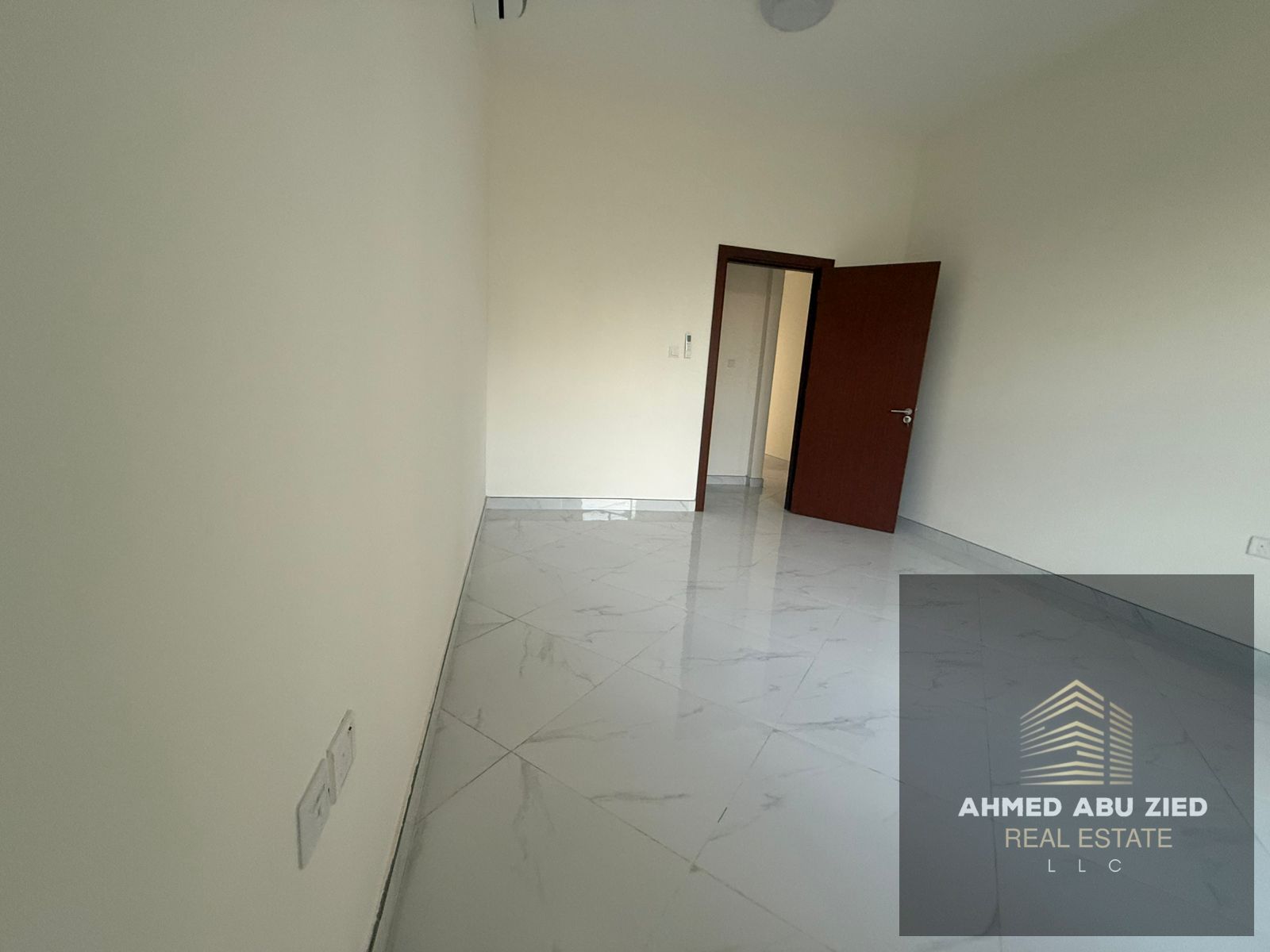 Two bedrooms and a living room for annual rent in Ajman, Al Nuaimiya 1, new building, first tenant, one month free