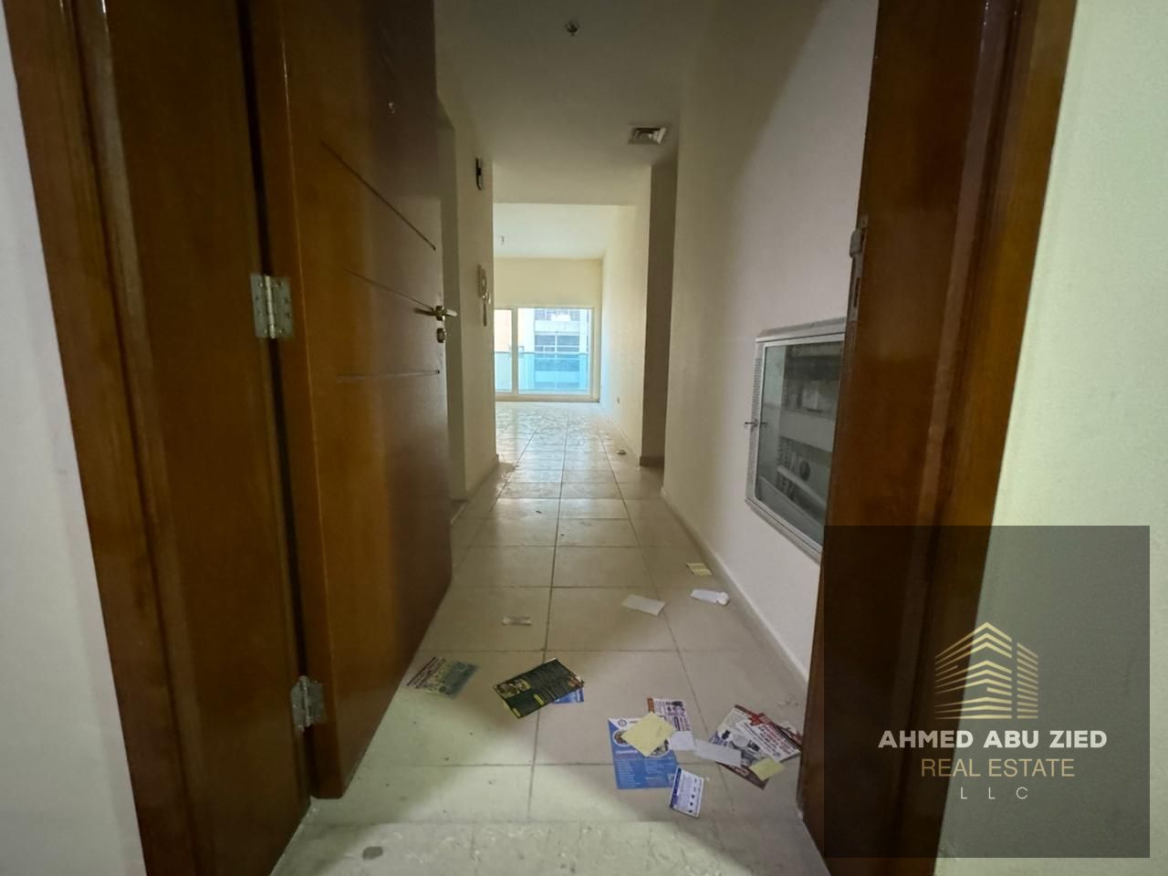 Two master-bedroom apartment for annual rent in Ajman, Al Rashidiya 3.3 bathrooms, laundry, maid room, American kitchen, balcony, built-in wardrobes,