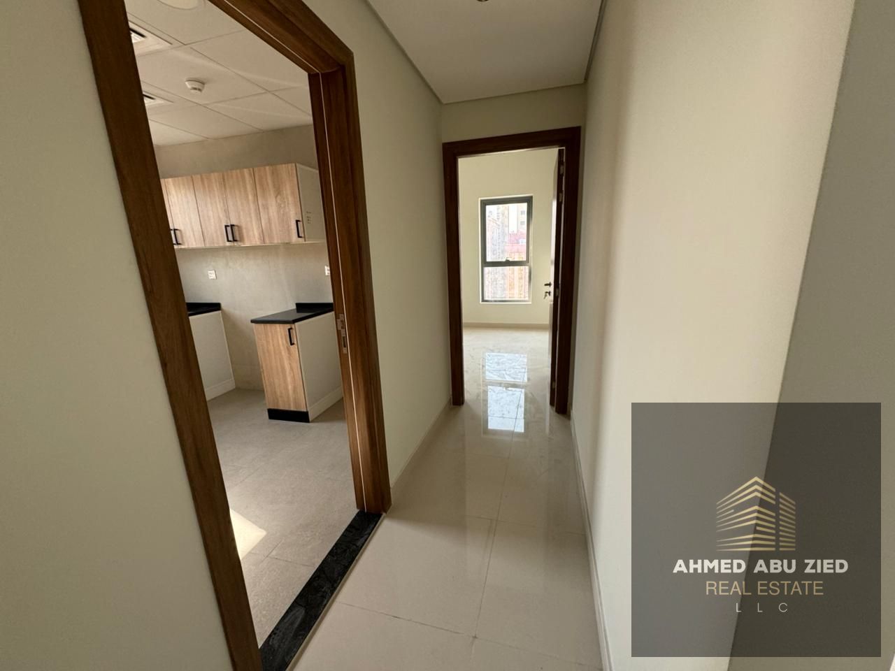 *Luxurious 3BR + living room for annual rent in Al Nuaimiya 1, next to Al Hikma School. New first-tenant apart