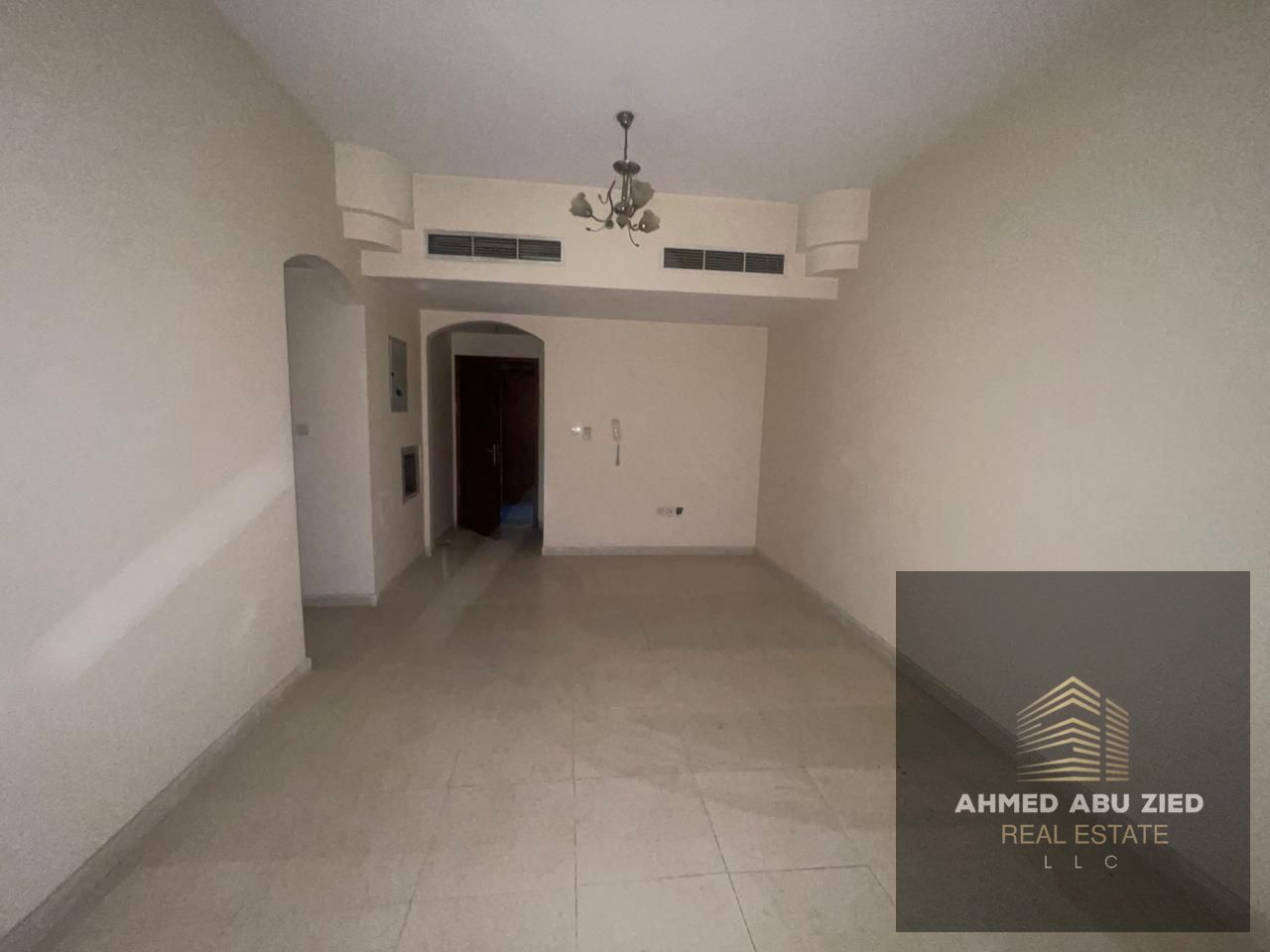 **One Bedroom & Living Room for Annual Rent – Al Nuaimiya 1, Ajman – 2 Bathrooms, Open View Balcony, Central AC & Flexible Payment Options**