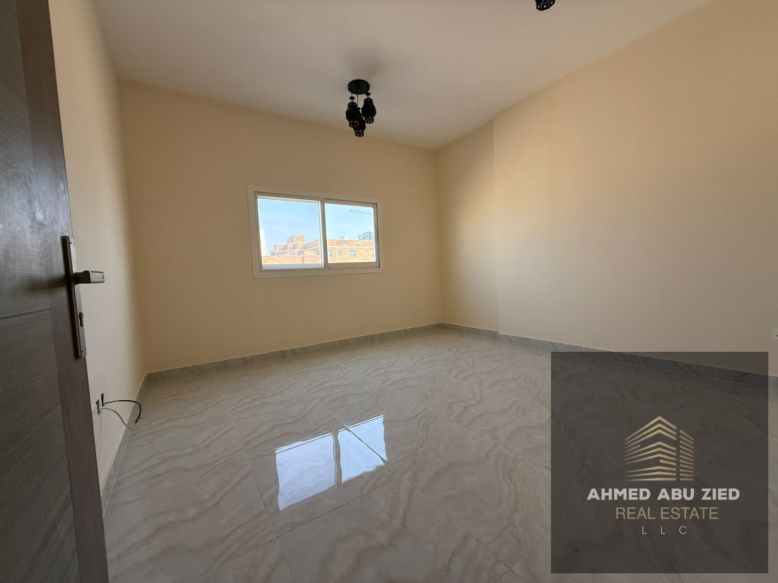 **1-Bedroom Apartment for Annual Rent in Al Jurf 3, Ajman – First Occupancy, 2 Bathrooms, Balcony, Central AC**