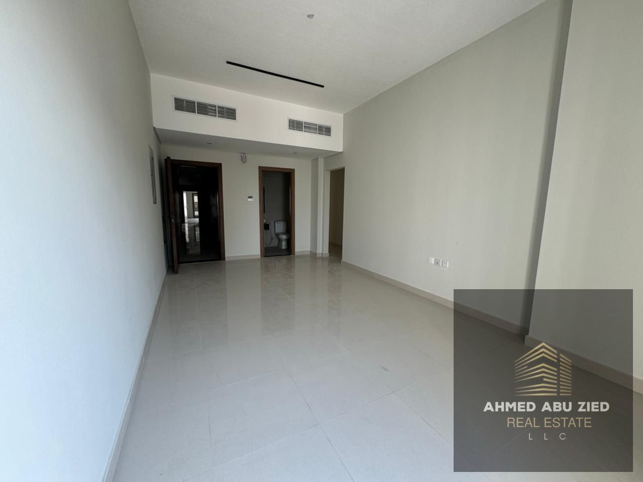 Beautiful 3-Bedroom Apartment for Annual Rent in Al Nuaimiya 1, Ajman – 3 Bathrooms, Spacious Kitchen, Wall Closets, Balcony with Open View, Central A