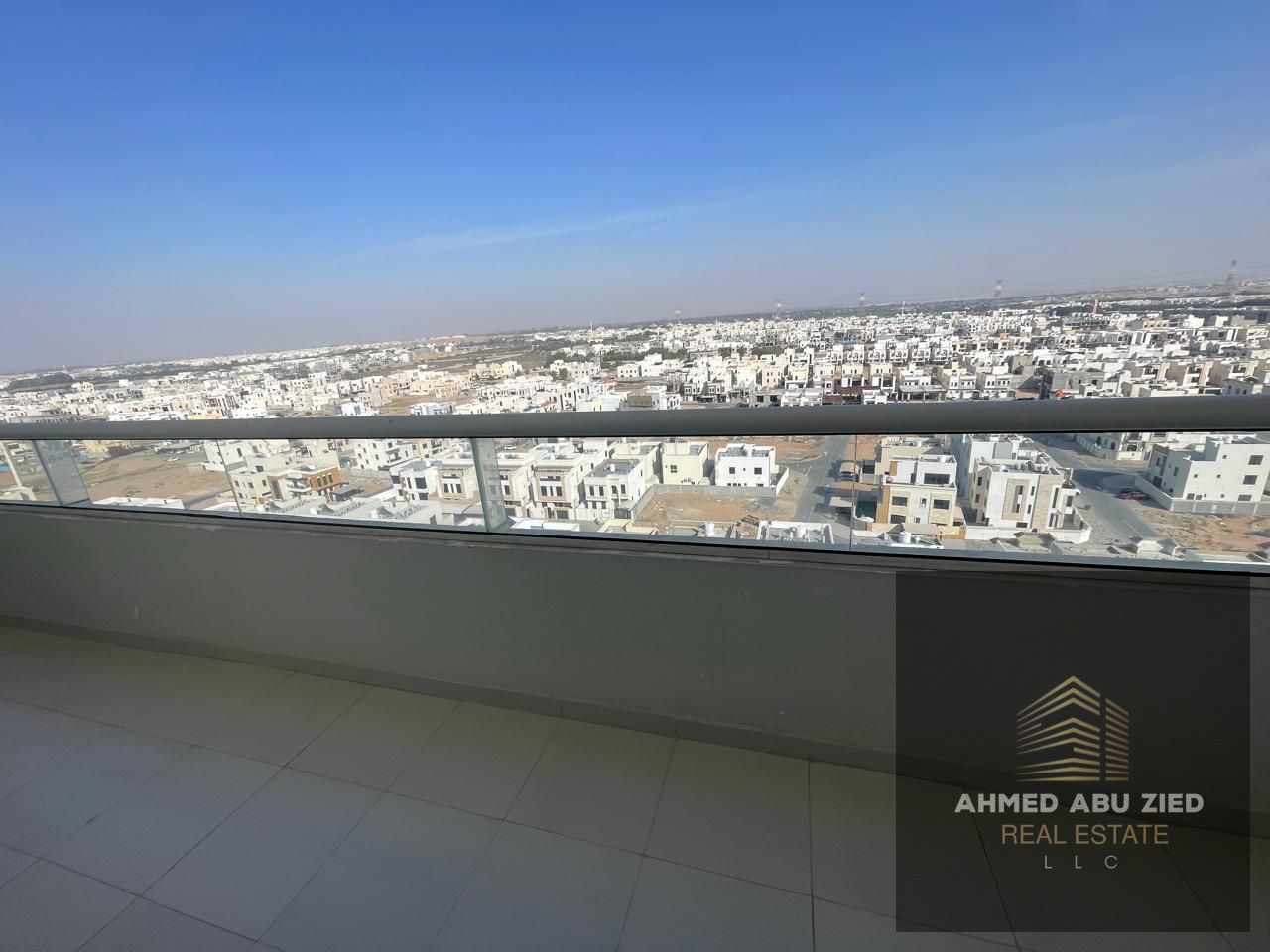 Furnished 1BR for annual rent in Al Amerah. Master room, 2 baths, balcony, open view, central AC, spacious layout.