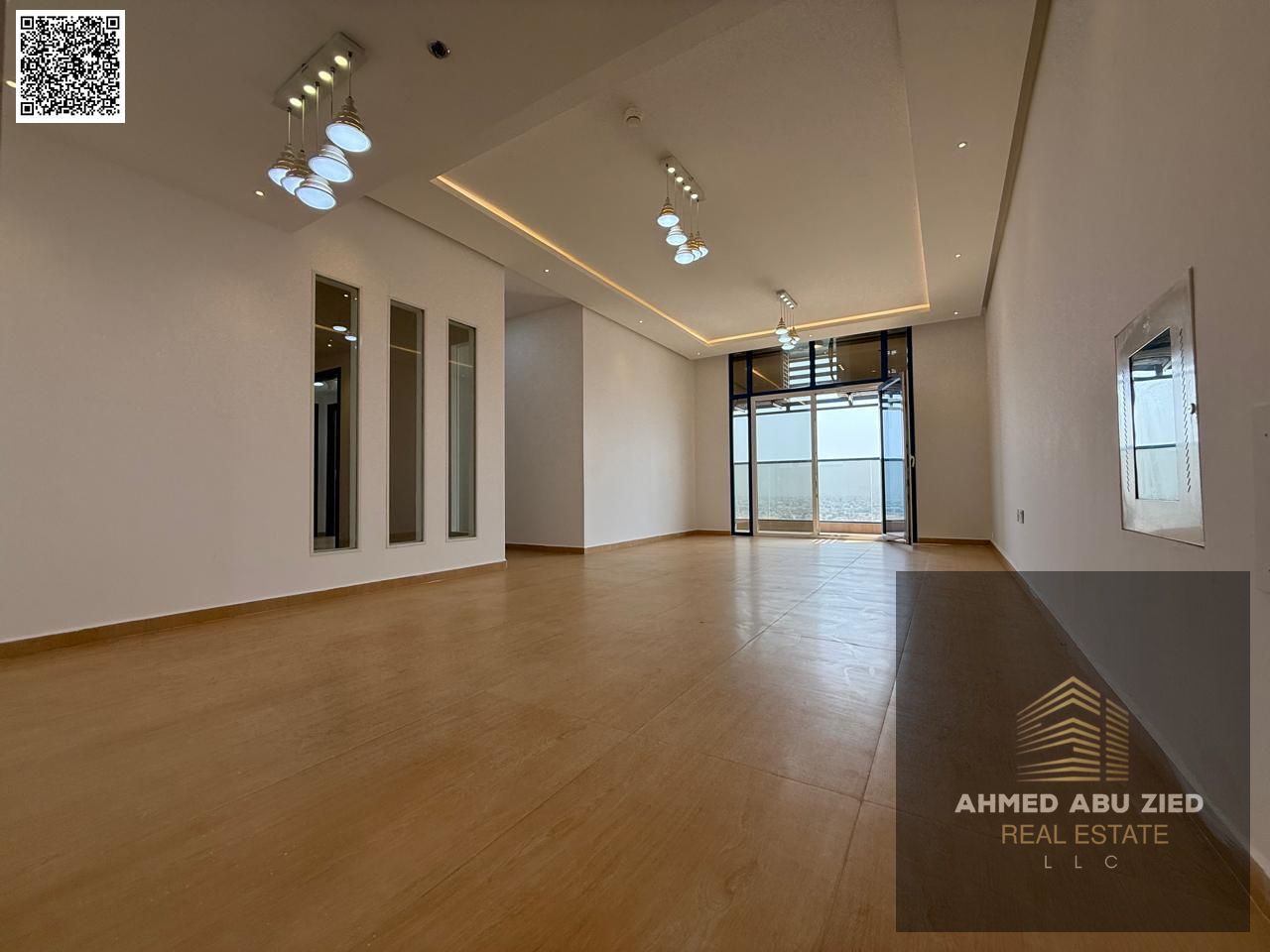 Three rooms and a hall for annual rent in Ajman Al Nuaimiya 3, 2 bathrooms with a balcony, luxurious hotel finishes
