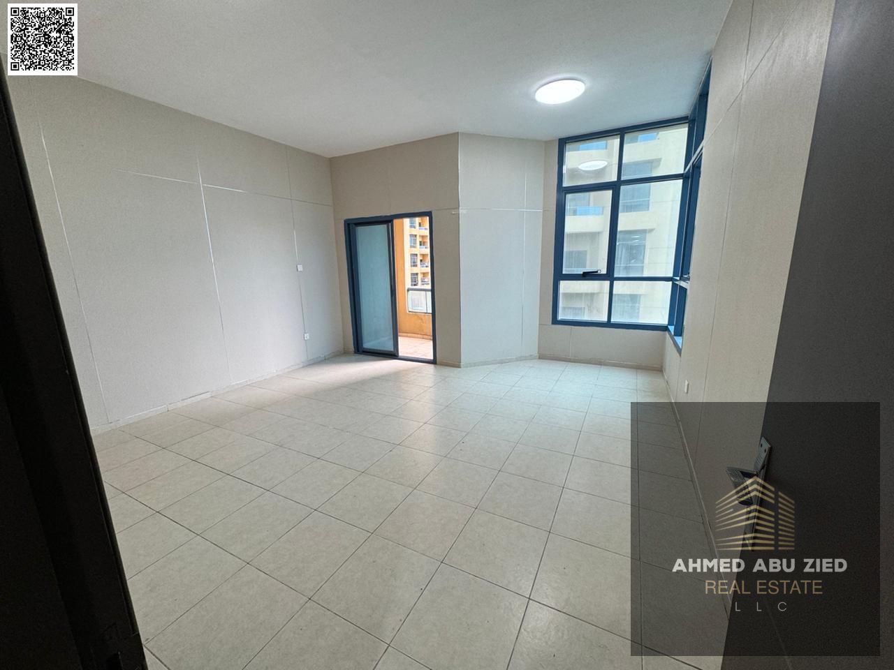 The most luxurious and elegant three-bedroom apartment with a master maid's room in Al Khor Towers. Features include: 3 bedrooms, a master maid's room