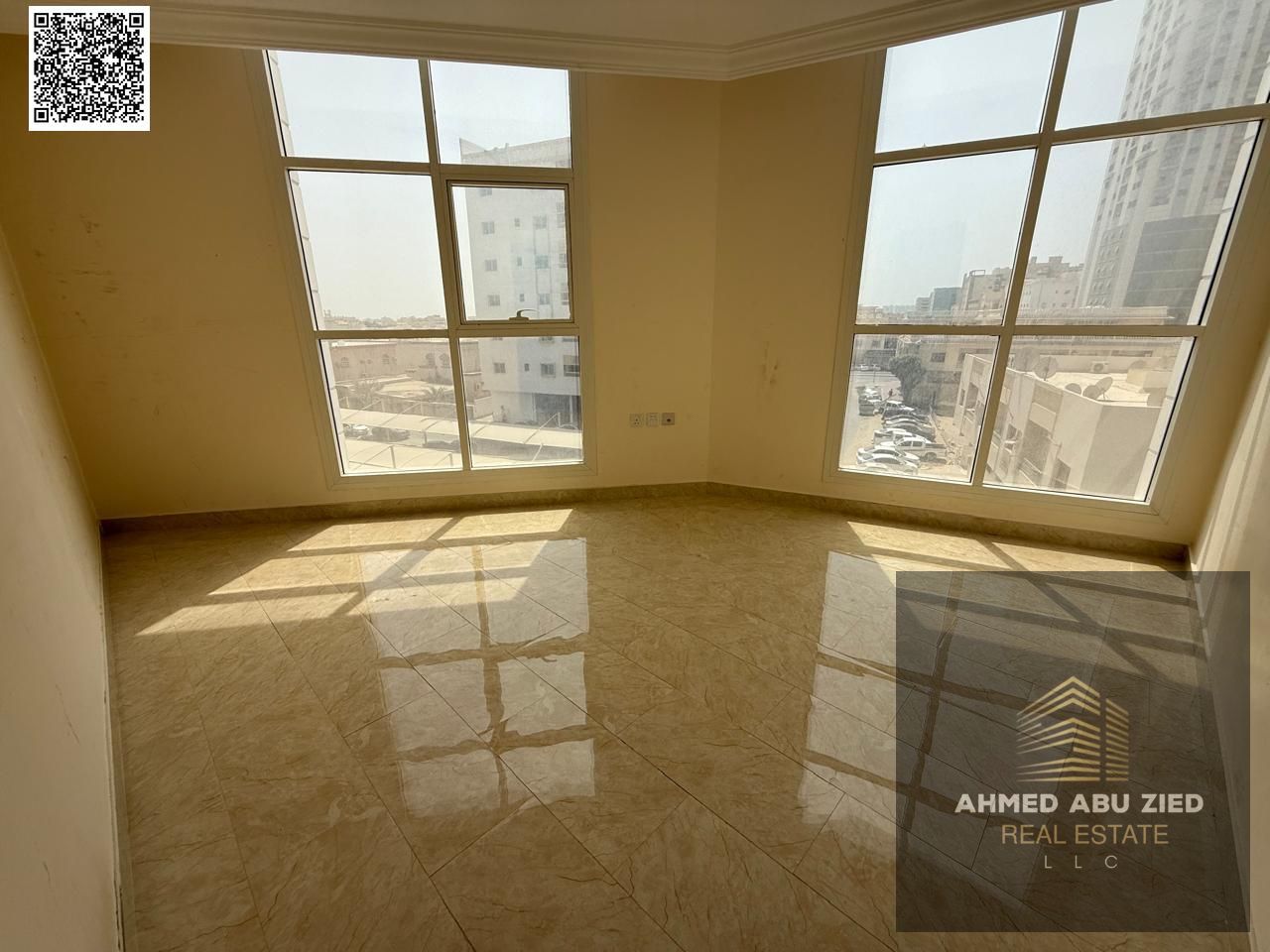 3-bedroom apartment with a living room for annual rent in Ajman, Al Rawda 2 3 bedrooms 3 bathrooms Balcony Central air conditioning High-end finishing
