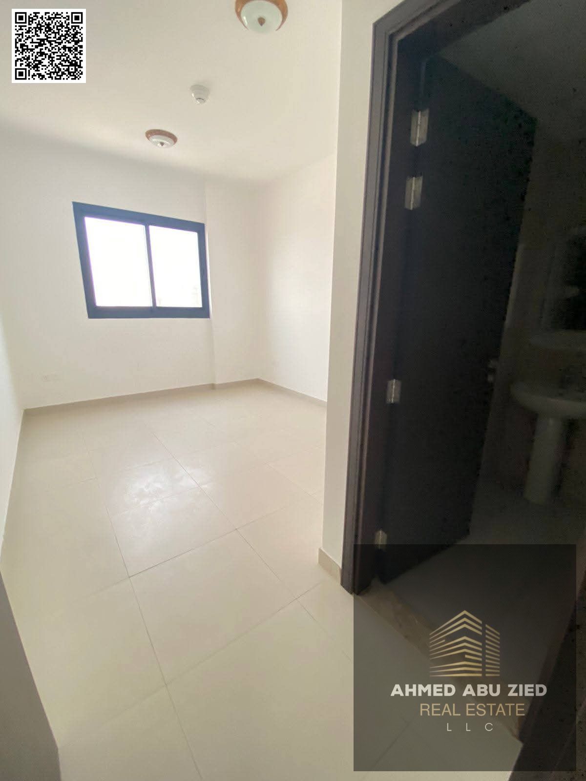 “A distinctive room + lounge for annual rent in Ajman – Al Ittihad Street opposite Thumbay Hospital and close to Emirates Markets – an unmissable oppo
