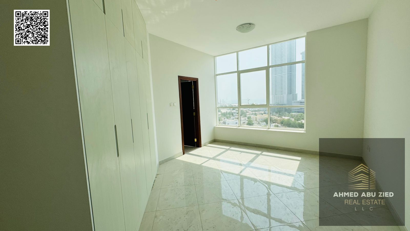 The largest and most luxurious two-bedroom apartment on Ajman Corniche – first occupant with a full sea view and only 60,000 AED!
