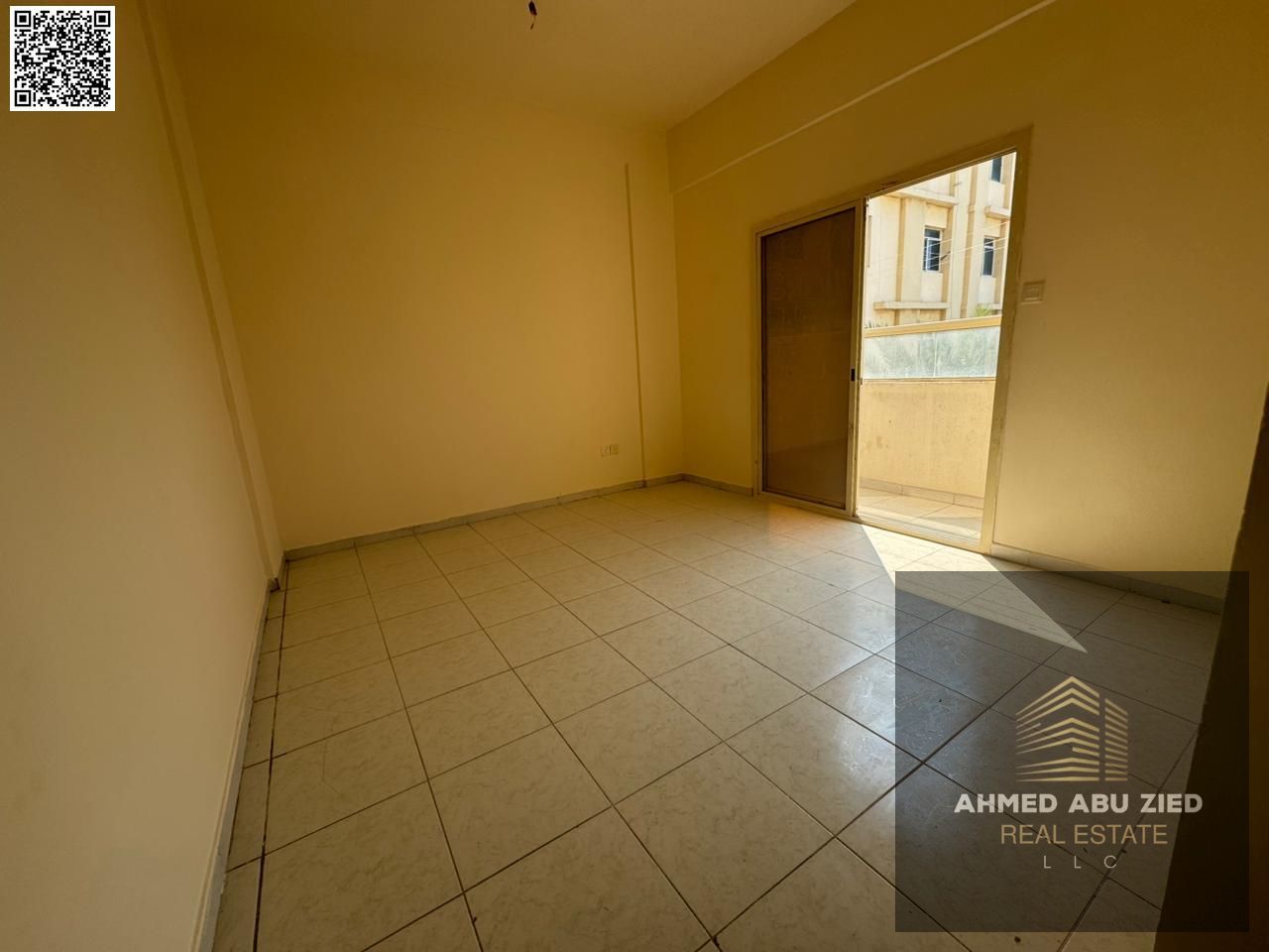 One bedroom and living room for rent in Al Rashidiya 2, at an attractive price of only 27,000!