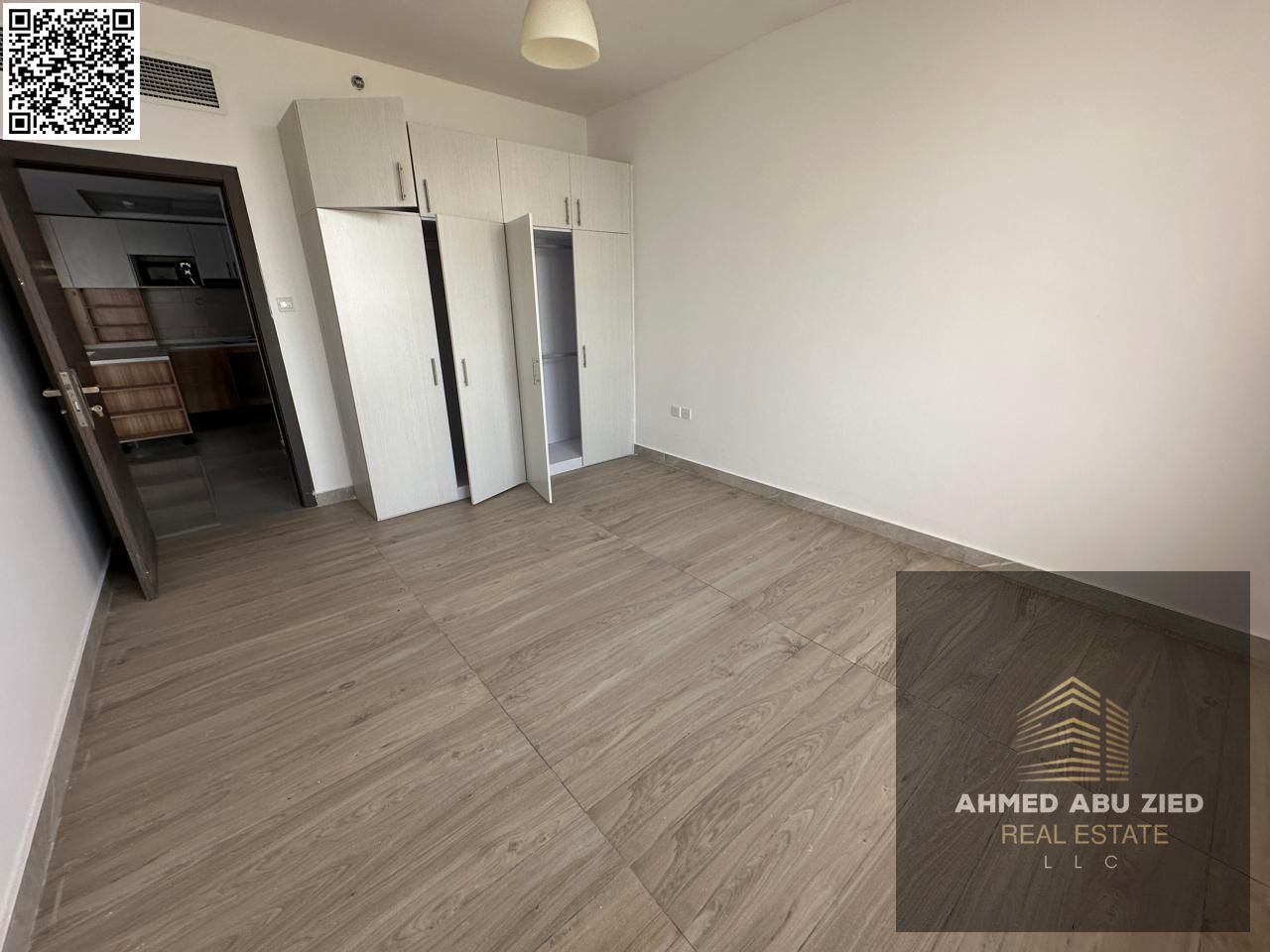 Luxury accommodation opportunity in Ajman, Al Rashidiya 1 | One bedroom and living room with appliances, gym, swimming pool and aqua park