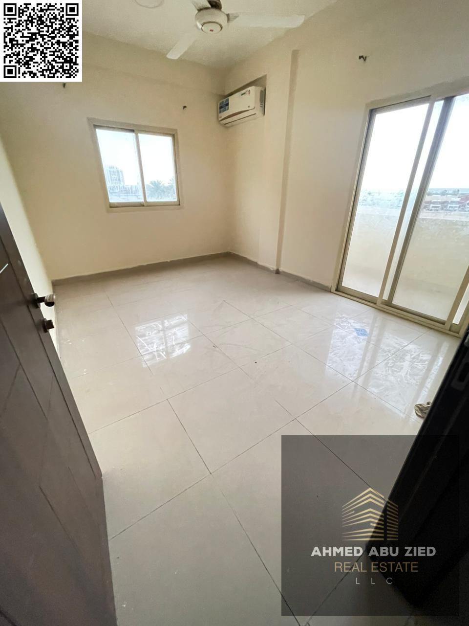 Cheapest three-bedroom apartment in Ajman, Mina Street | 2 bathrooms | Split AC | Excellent space | Payment facilities up to 6 installments | Close to
