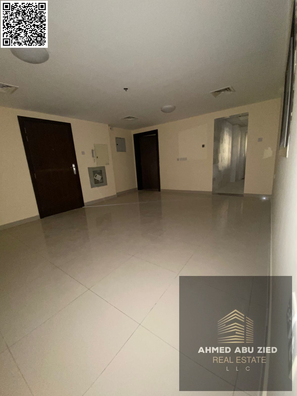 Upscale and affordable one-bedroom apartment for annual rent in Al Nuaimiya 1, Ajman | Spacious living room | Bathroom | Equipped kitchen | Central a