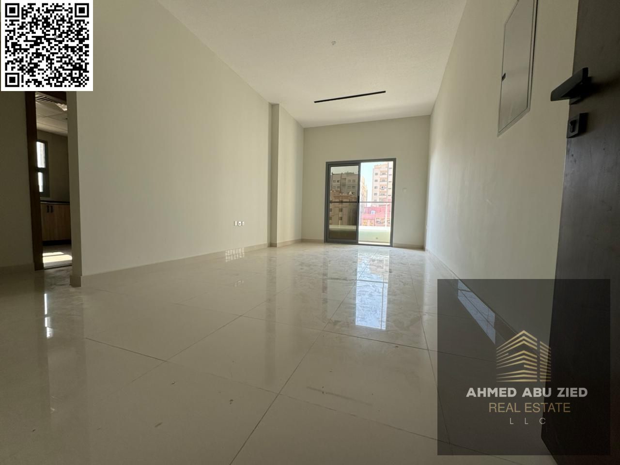 Luxury three-bedroom apartment, first occupancy, in Al Nuaimiya 1, Ajman | Spacious living room | 3 bathrooms | Excellent kitchen | Built-in wardrobes