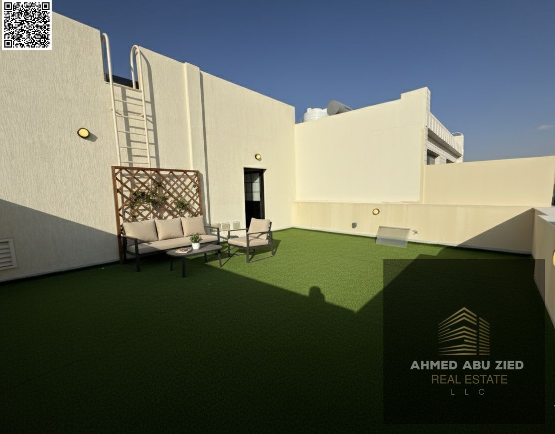 The most elegant and luxurious villa in Al Yasmin, consisting of 5 spacious bedrooms, a sophisticated majlis and large living room, a separate maid's