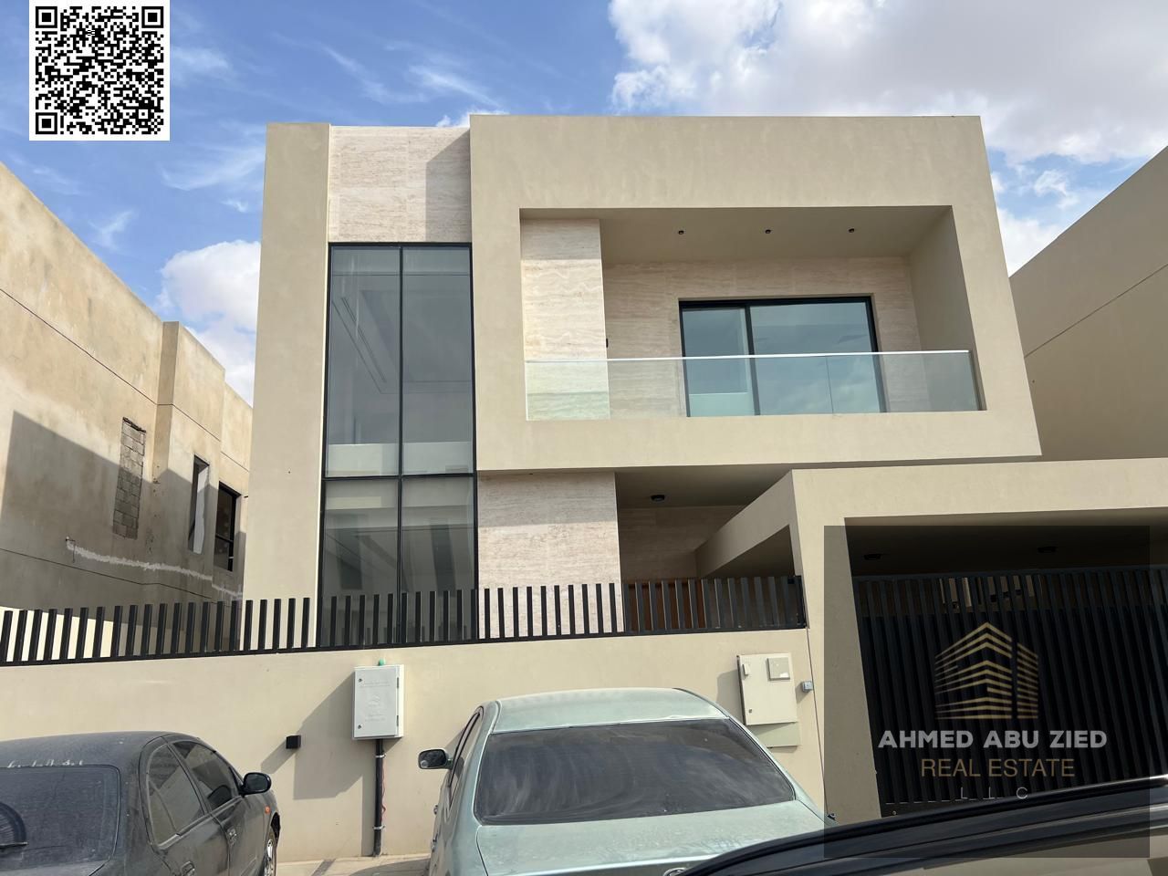 The most luxurious and stylish villa for annual rent in Al Zahia, consisting of 5 bedrooms with a fully equipped kitchen and 5 bathrooms. The best pri