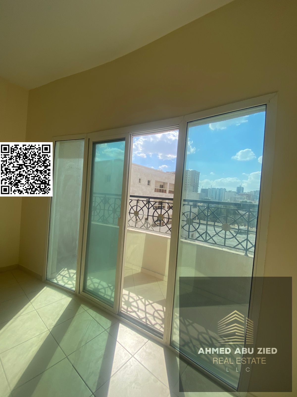 The cheapest and most stylish apartment for annual rent in Ajman, consisting of: 2 bedrooms, a spacious living room, a fully equipped kitchen, 2 bathr