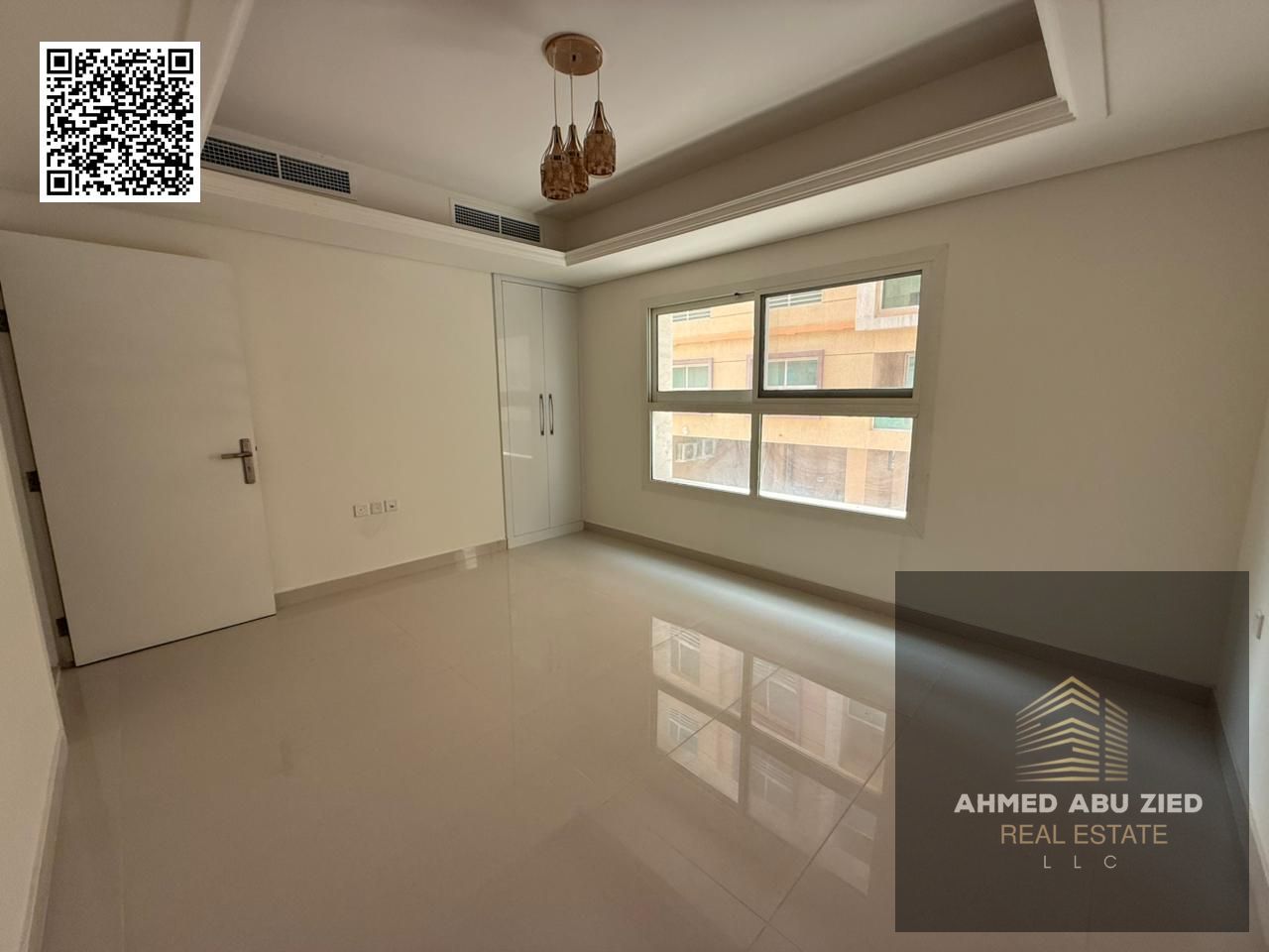 One-bedroom apartment for annual rent in Al Muwaihat 3 – first occupancy, with balcony, laundry room, and central air conditioning.