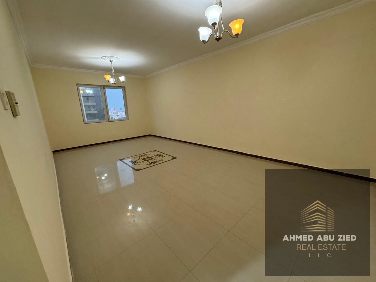 2-Bedroom Apartment for Annual Rent in Al Nuaimiya 3, Ajman – Master Room, Balcony, Garden, Fully Equipped Kitchen, AED 40,000, 4 Payments.