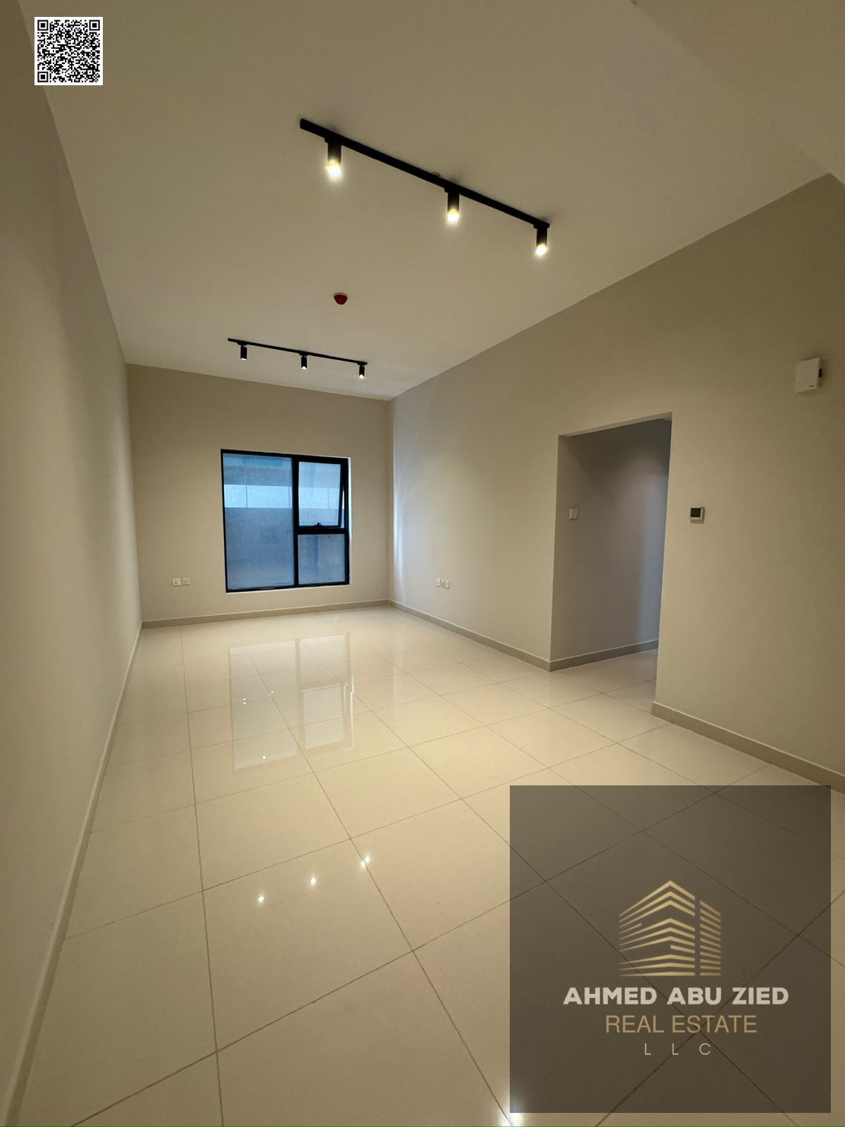 Two-bedroom apartment in Al Rashidiya 1, next to the Clock Tower – prime location and a bargain price of AED 48,000