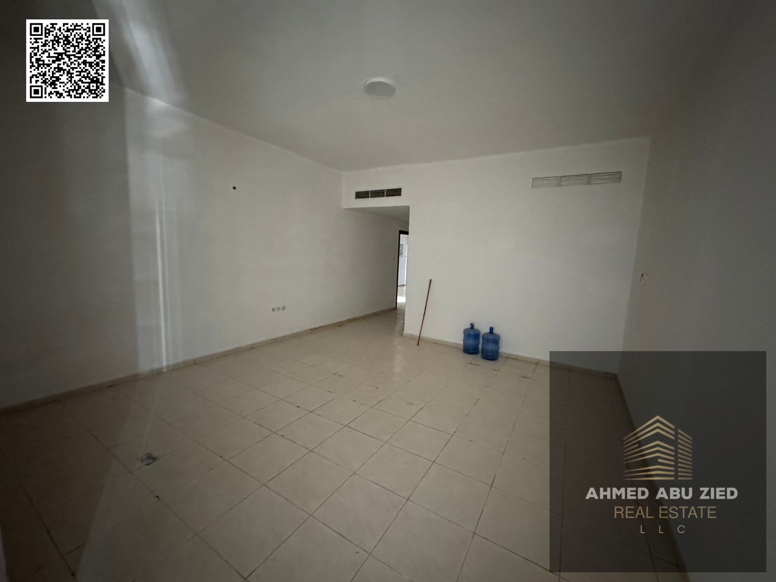 Master bedroom and living room for rent in Al Rashidiya 1 – Horizon Towers | 2 bathrooms + balcony | AED 35,000