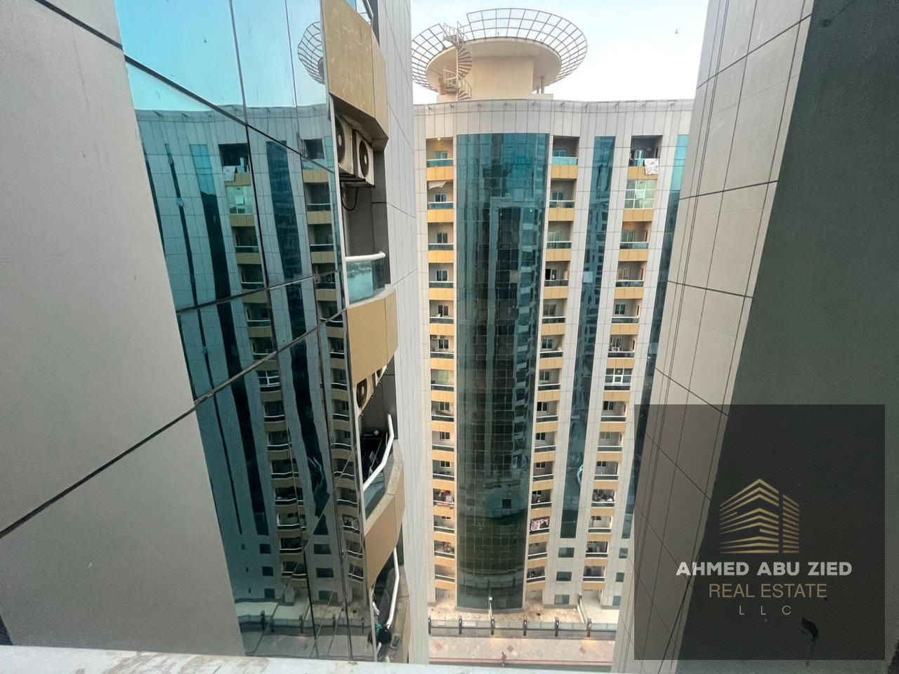 One-bedroom apartment in Orient Towers, for only 545,000 AED. Pay 100,000 AED upfront and the rest in easy installments. Great investment opportunity
