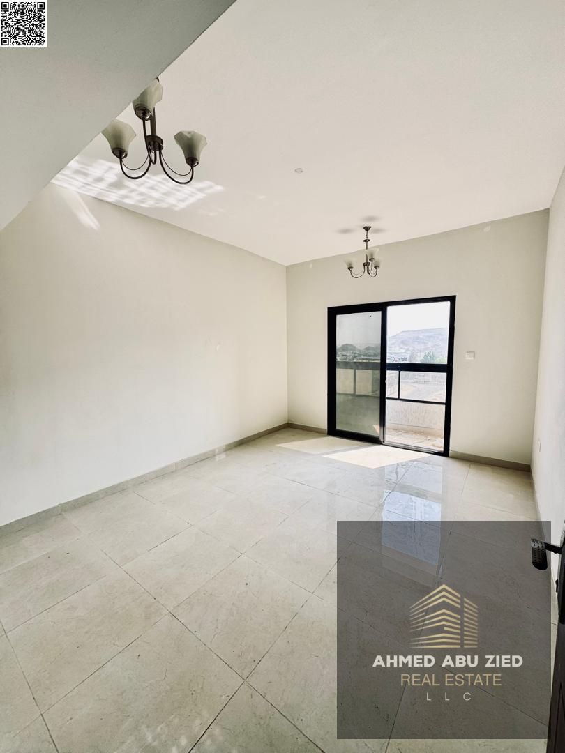 Upscale, luxurious, and affordable: 1 bedroom, large living room, spacious kitchen, 1 bathroom, central air conditioning, balcony with open view, flex
