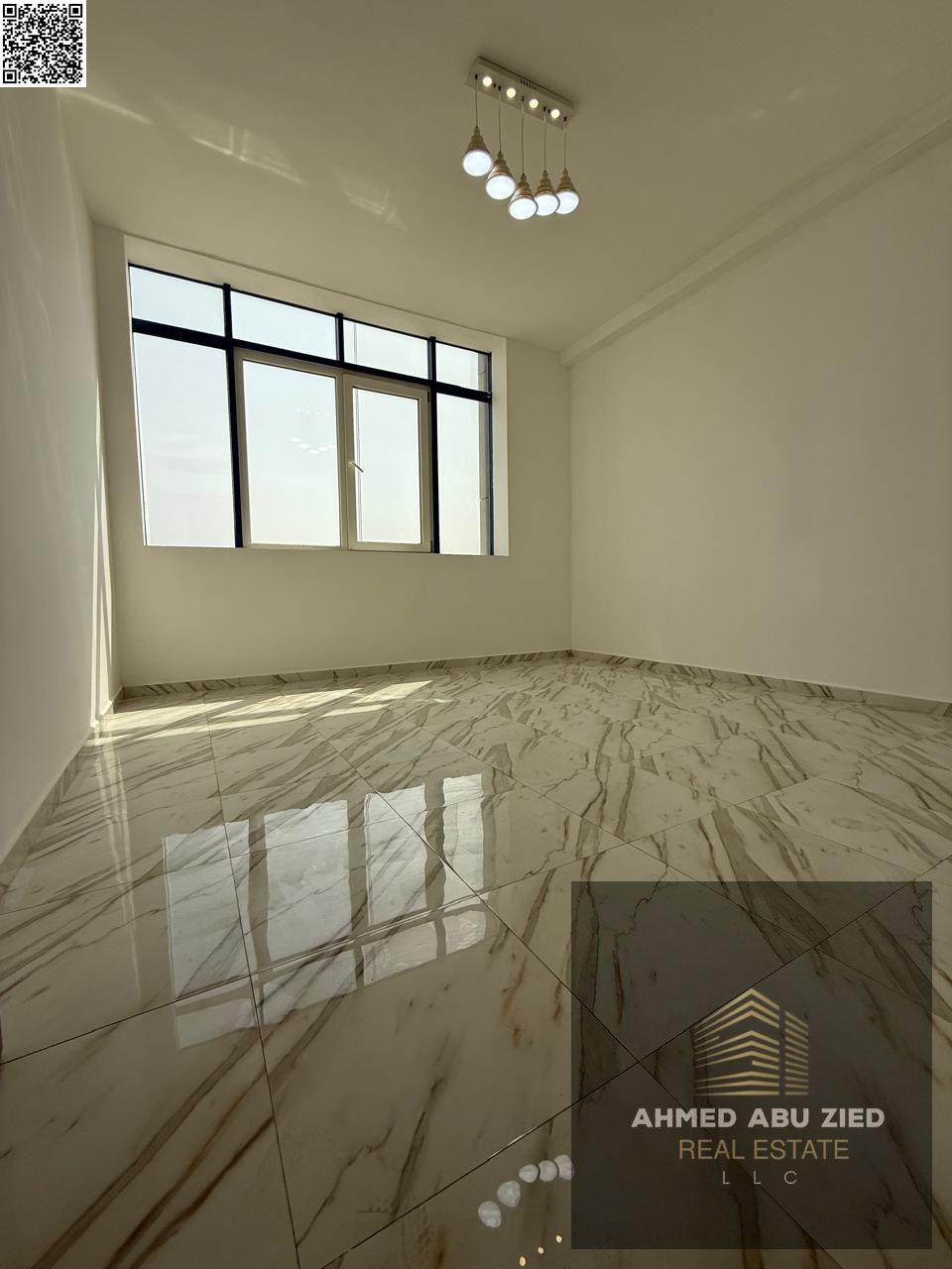 Luxurious, elegant, and spacious 3-bedroom apartment with a very large living room, a large kitchen, a balcony with an open view, high-end hotel-style