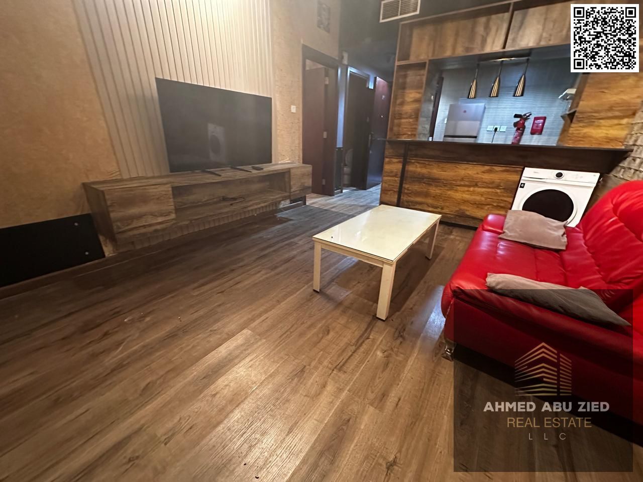 Luxurious and elegant master bedroom, large living room, fully equipped kitchen, 2 bathrooms, central air conditioning, flexible payment options, clos