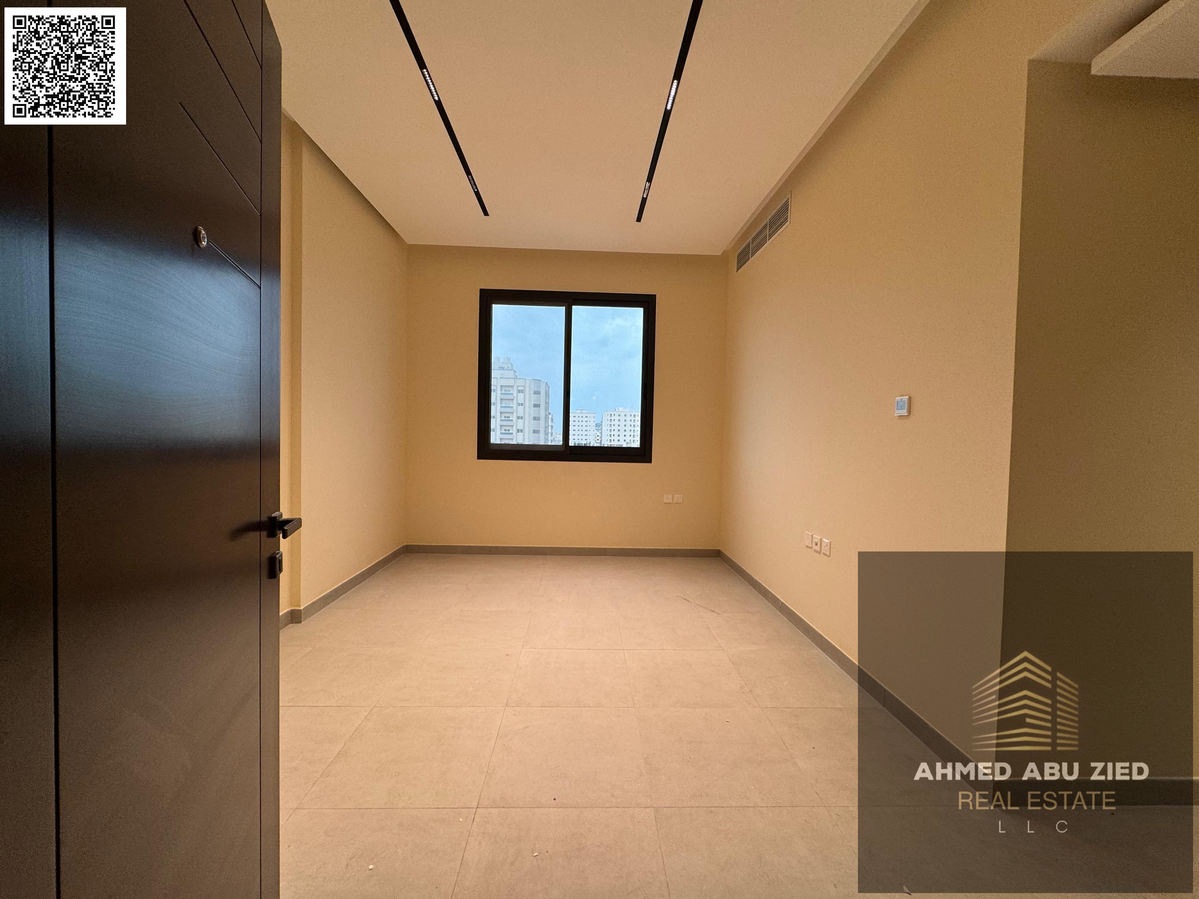 Master Bedroom Apartment with Living Room - First Occupancy | Super Deluxe Finishing + One Month Free - Al Jurf 3