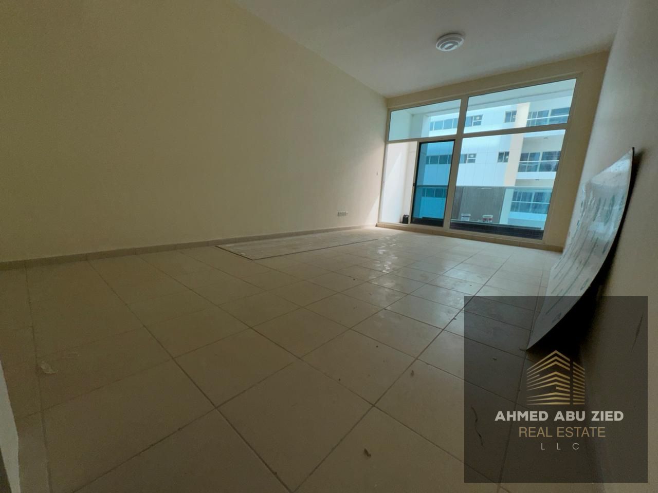 Largest and most beautiful two-bedroom apartment with a living room and storage room < Free parking | Al Rashidiya 3 - Ajman
