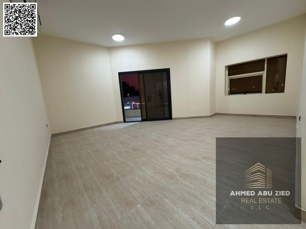 Luxury apartment for annual rent, first occupancy, in Ajman, Al Rashidiya 3. Two master bedrooms, maid's room with ensuite bathroom, living room with