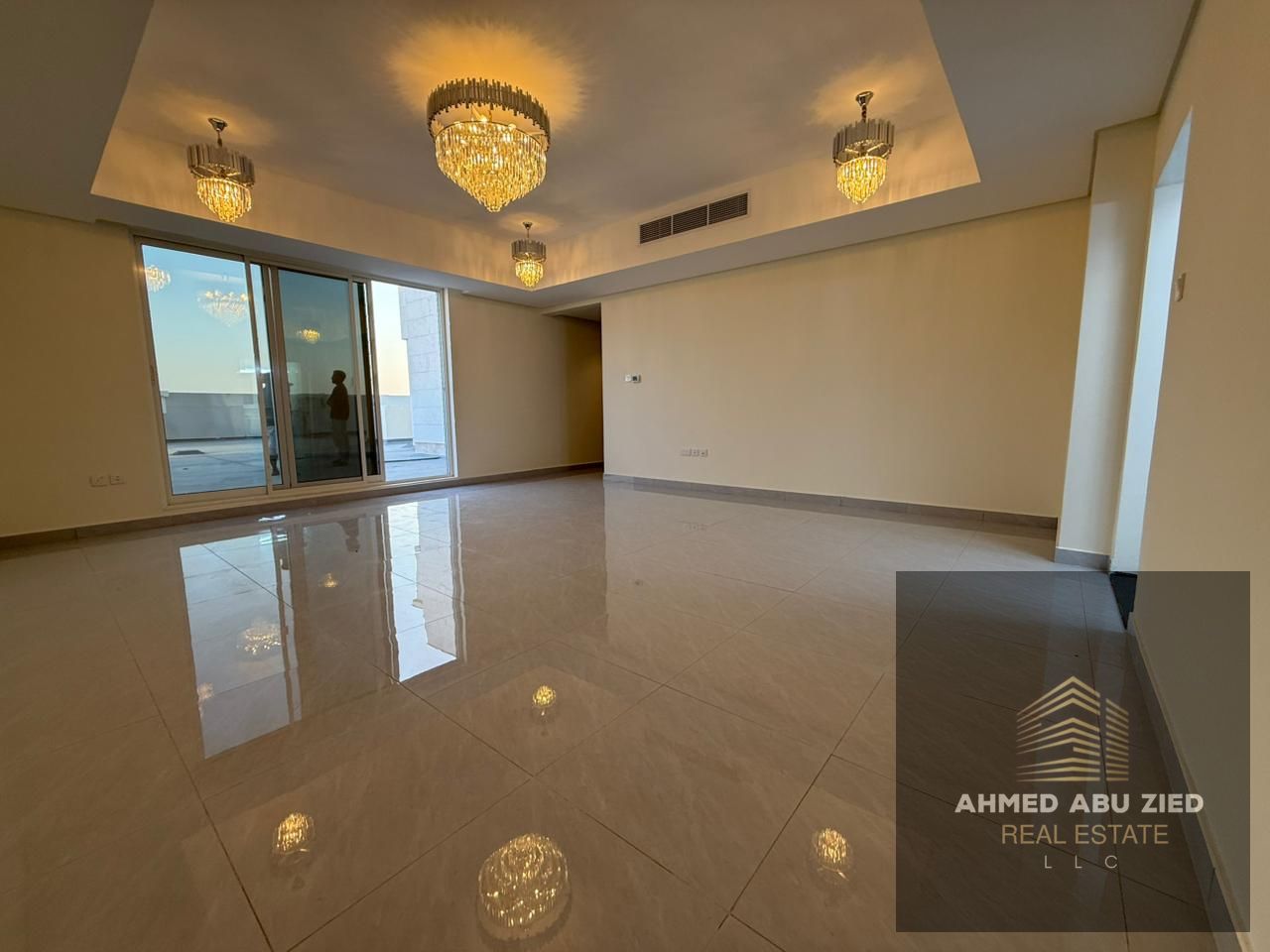 The largest penthouse in Al Rawda 2 with a full roof, 2,500 sq. ft. , featuring modern hotel-style finishing. 4 master bedrooms + maid’s room, majlis