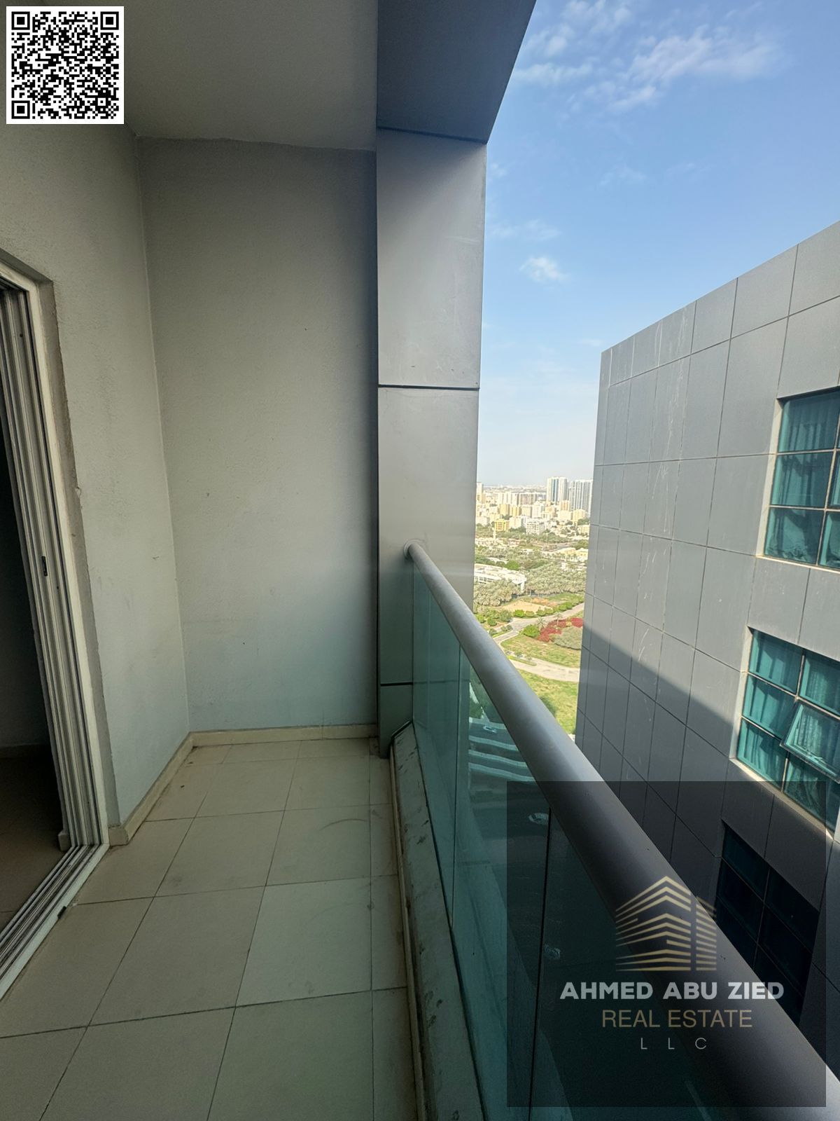 Luxury one-bedroom apartment for annual rent in Ajman – City Towers Prime location opposite Grand Mall and the Ruler's Palace One-bedroom apartment* i