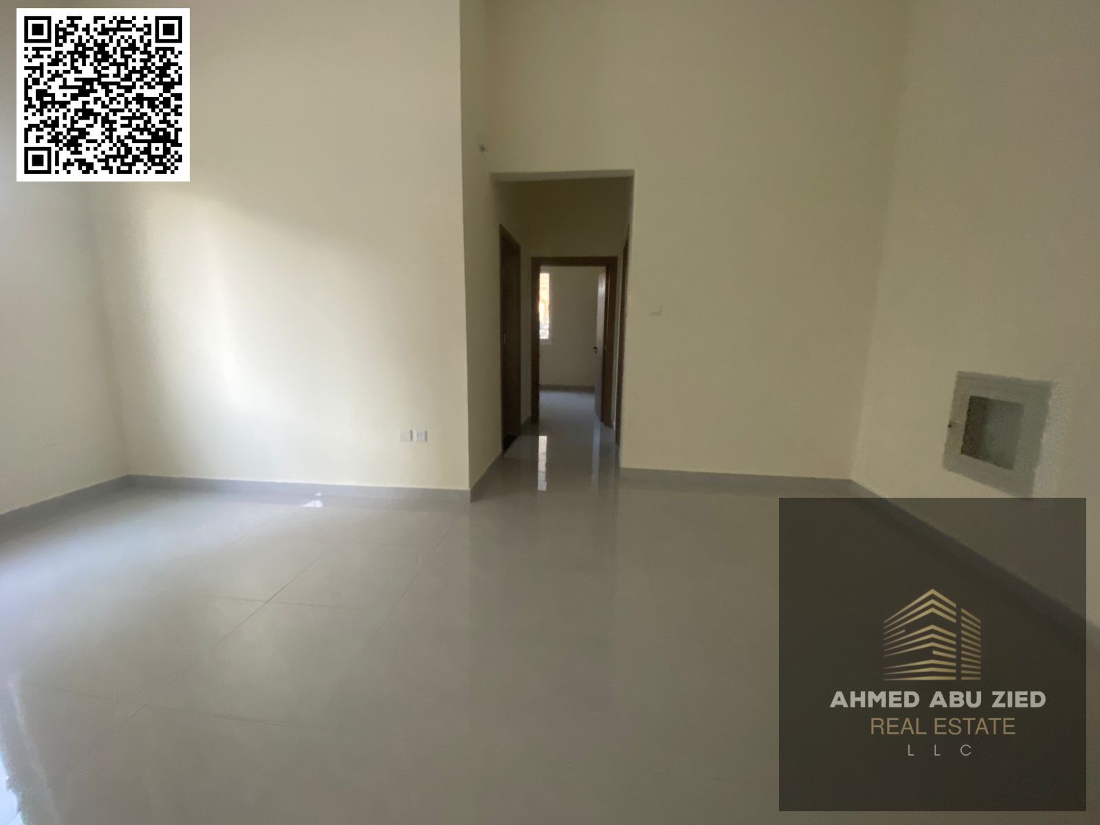 "One bedroom and living room for rent in Al Rawda 1, first occupancy, 2 bathrooms, split AC, ground floor, prime location close to services, rent 32,0