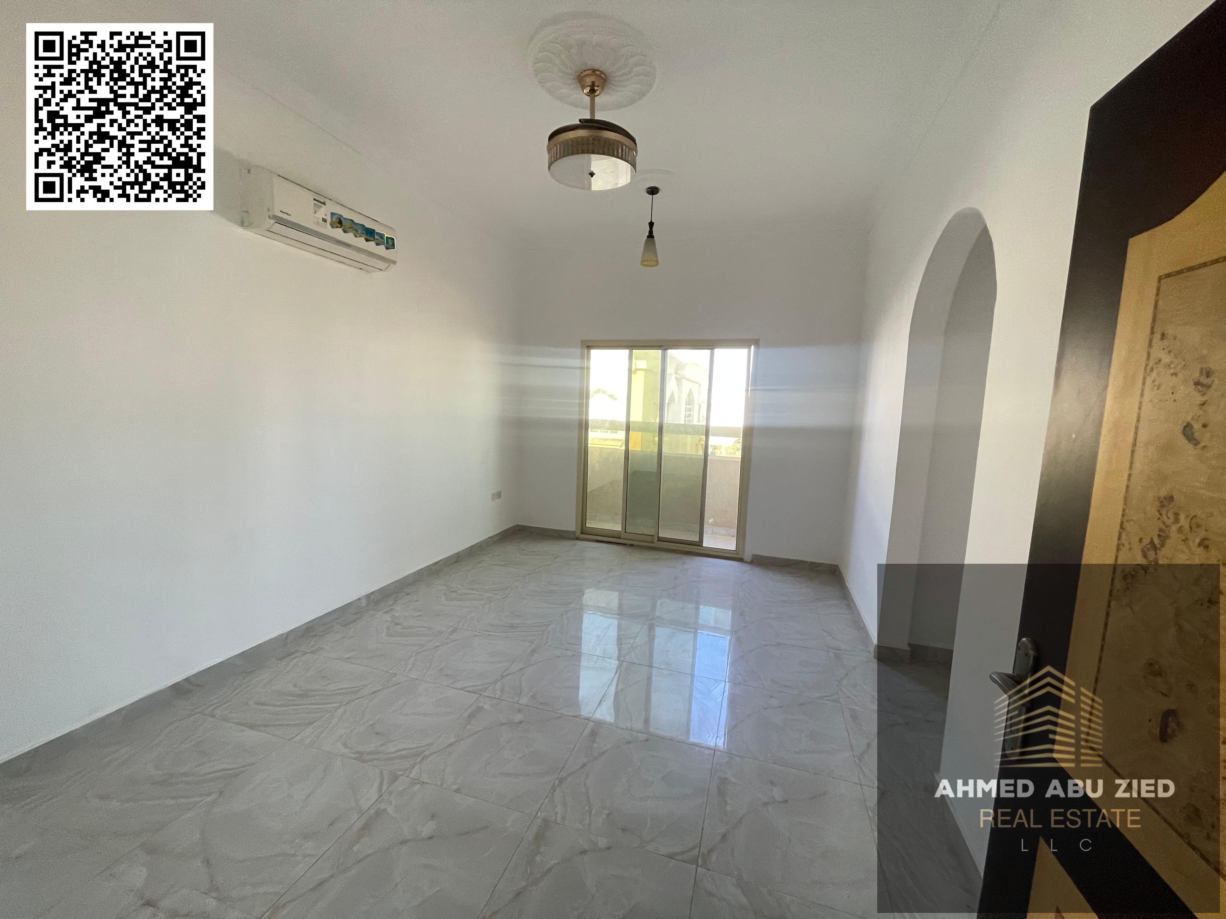 Luxury one-bedroom apartment for rent in Al Rawda 2, 1 bathroom, split AC, balcony, prime location, 30,000 AED annually payable in 4 installments. Clo