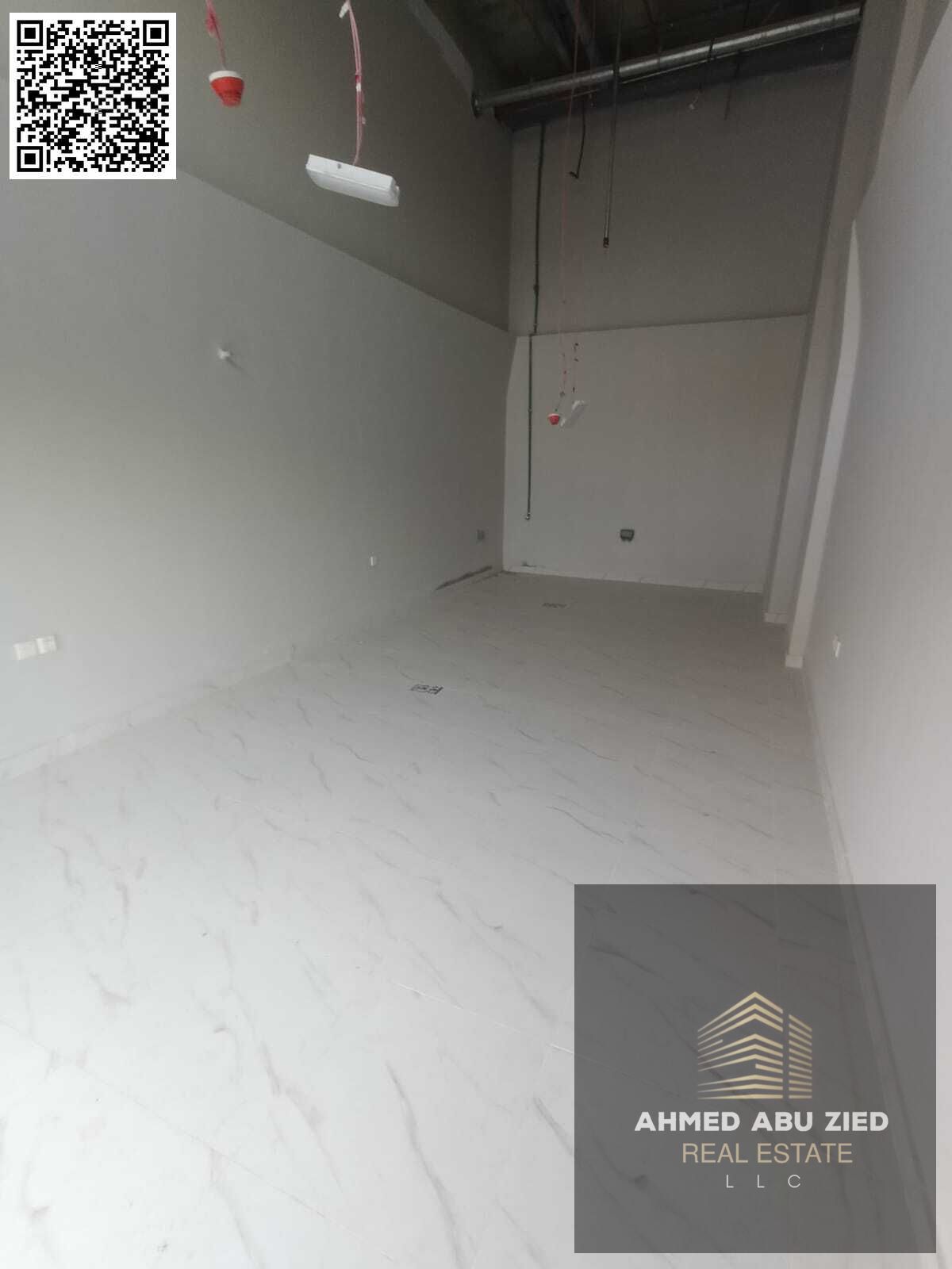 The most prestigious and luxurious commercial space for annual rent in Ajman, Al Rawda 3, near Abu Dhabi Commercial Bank. 339 sq ft, ready for immedia