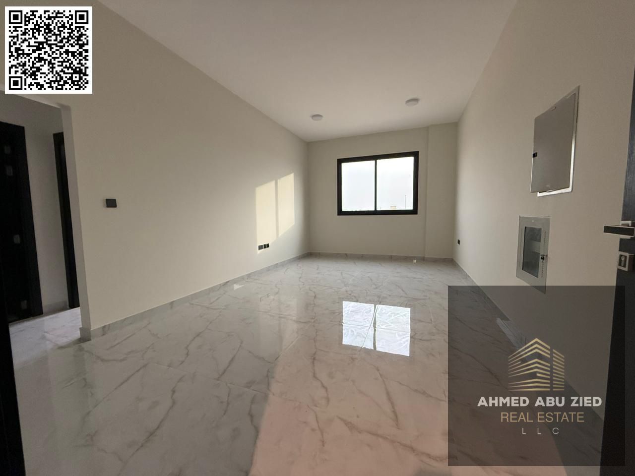 Luxury room and lounge for rent in Ajman, Al Jurf 3 area, new building, first occupant, one bathroom, balcony, price 33,000, payment in 4 or 6 install
