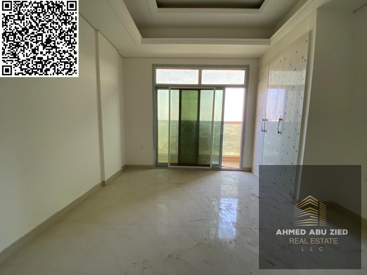 Available for annual rent: a brand new 3-bedroom apartment with a living room, 3 bathrooms, a balcony, and built-in wardrobes in Ajman, Al Muwaihat 3,