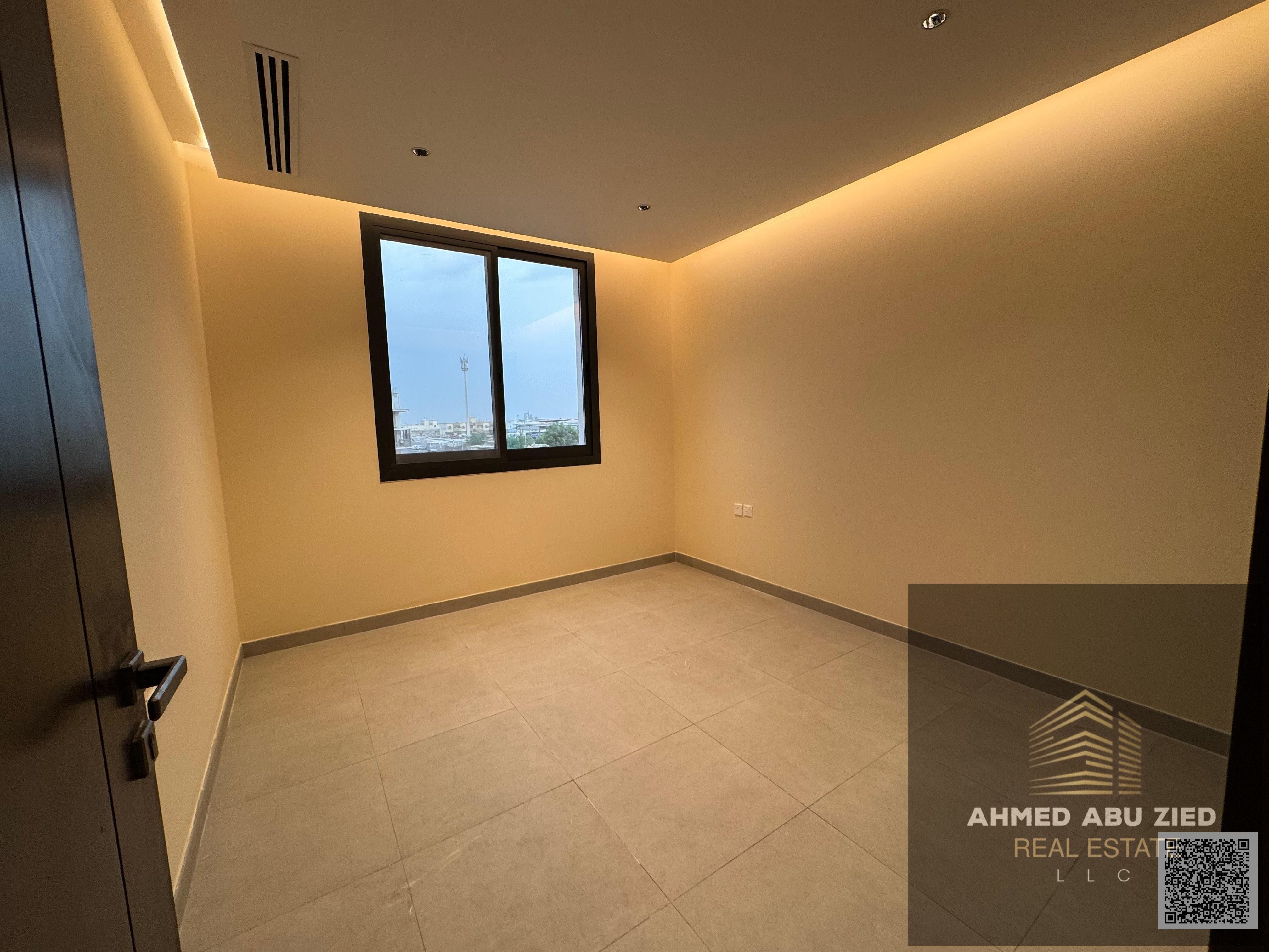 Elegant and affordable 2-bedroom apartment for annual rent in Ajman, master bedroom, built-in wardrobes, balcony, central AC, near services and MBZ Rd