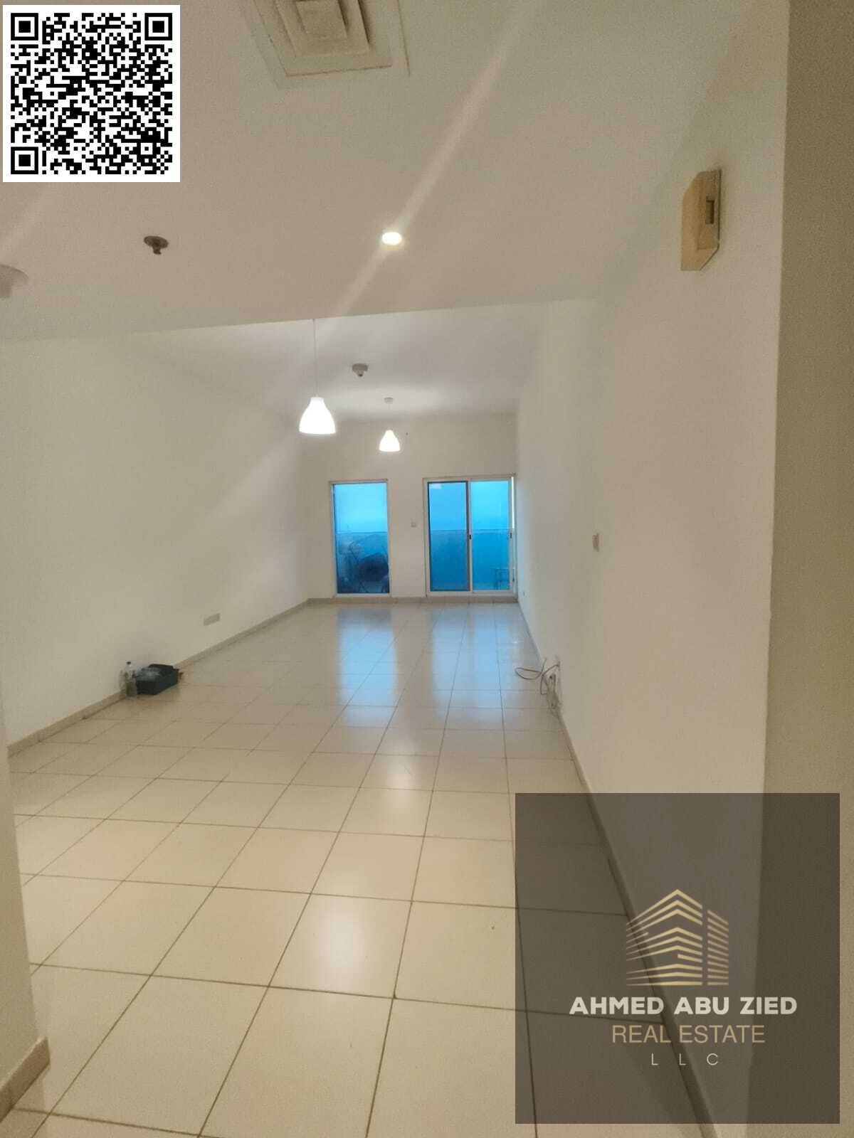 Al Rashidiya 3, Ajman One Towers, Sheikh Rashid Road, Ajman, United Arab Emirates - waterfront location, near Ajman Marina & Beach