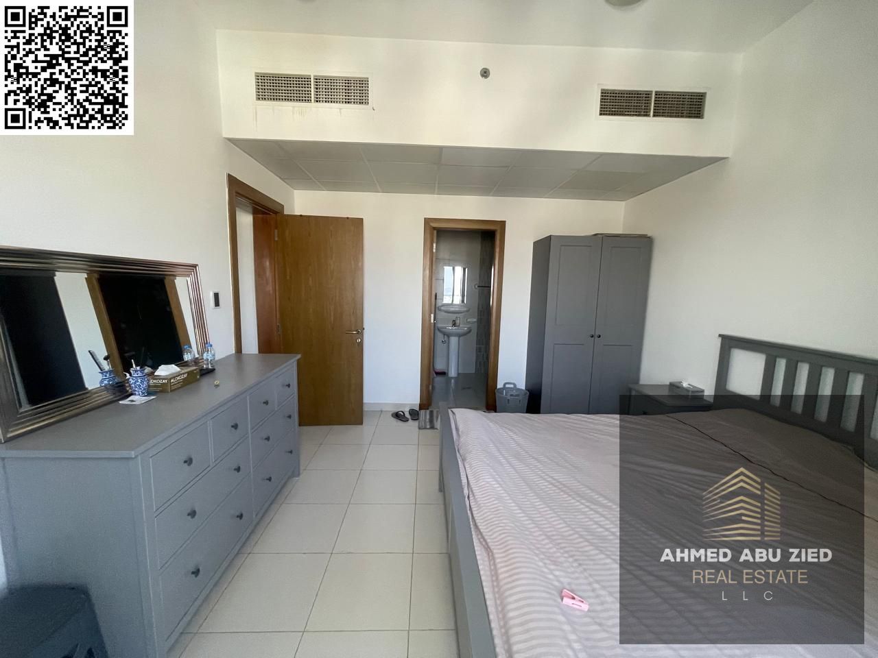 Al Amra, Ajman - Prime location near all services and facilities, ideal for families and professionals seeking comfort