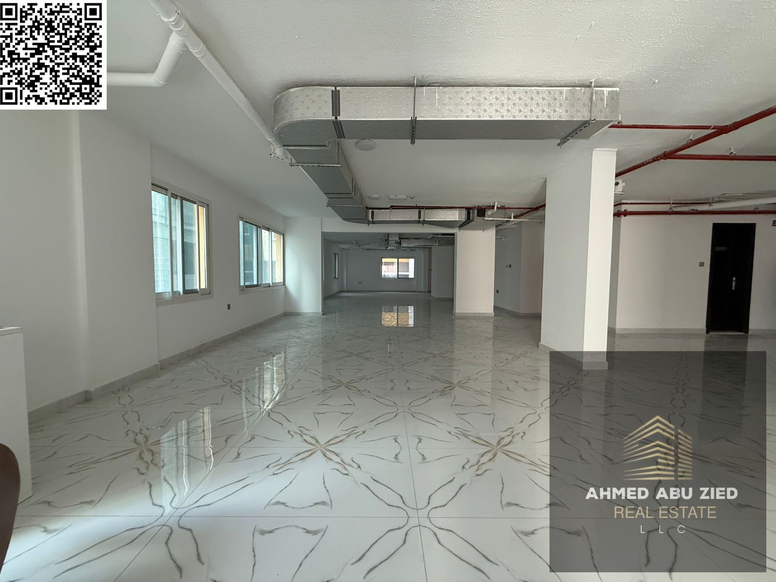 Commercial office or full floor for annual rent in Al Mowaihat 3, Ajman – 2,500 sq. ft, brand new building, prime location, AED 170,000 yearly (4 or 6