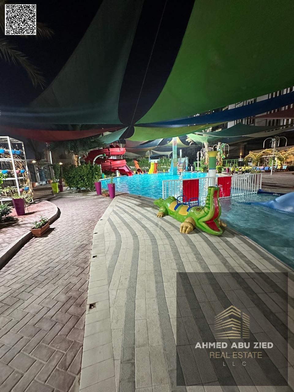 Annual rent: stylish 1BR apartment with hall, free parking, 1 month free, gym, pool, free aqua park, balcony, central AC, hotel-style finish, prime lo