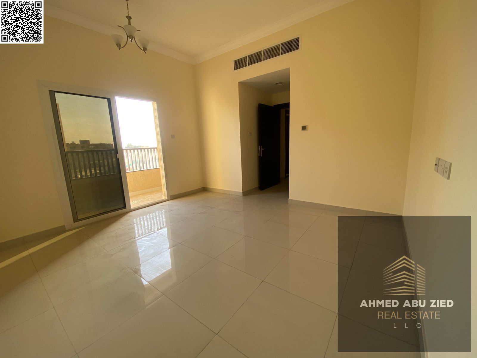 Upscale and luxurious master bedroom and living room for annual rent - first occupancy - master bedroom - central air conditioning - balcony with a vi