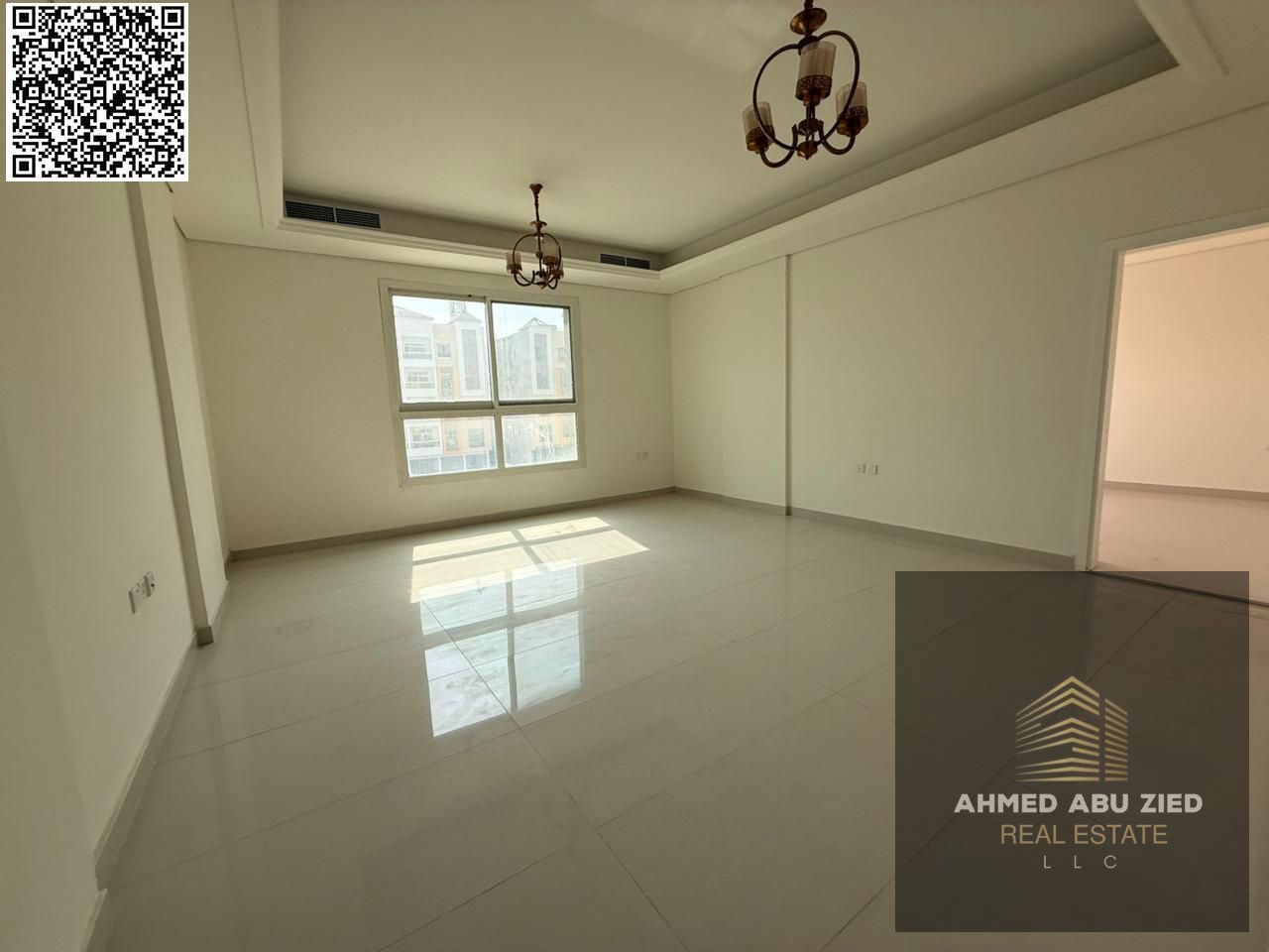 Three bedrooms and a living room in Al Muwaihat 3, first occupancy, 2 master bedrooms, built-in wardrobes, spacious areas and modern finishing, one mo