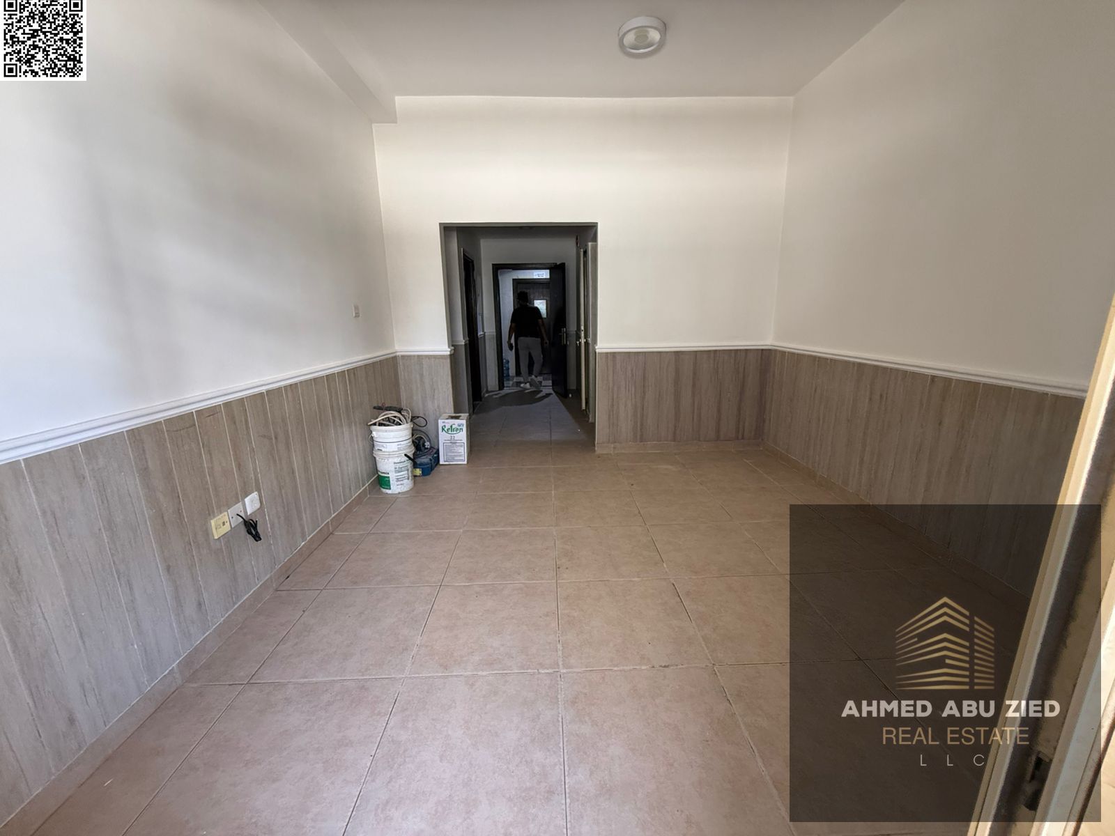 Largest and most beautiful one-bedroom apartment for annual rent - Master bedroom - Balcony - 2 bathrooms - Built-in wardrobes - Central air condition