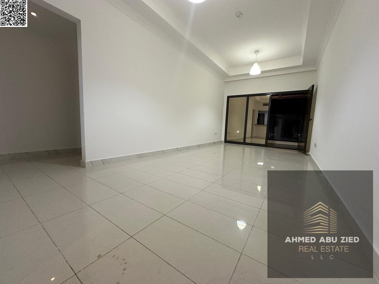 Luxury one-bedroom apartment for annual rent - bedroom - gym, swimming pool and water park - balcony - 2 bathrooms - appliances - free parking - near