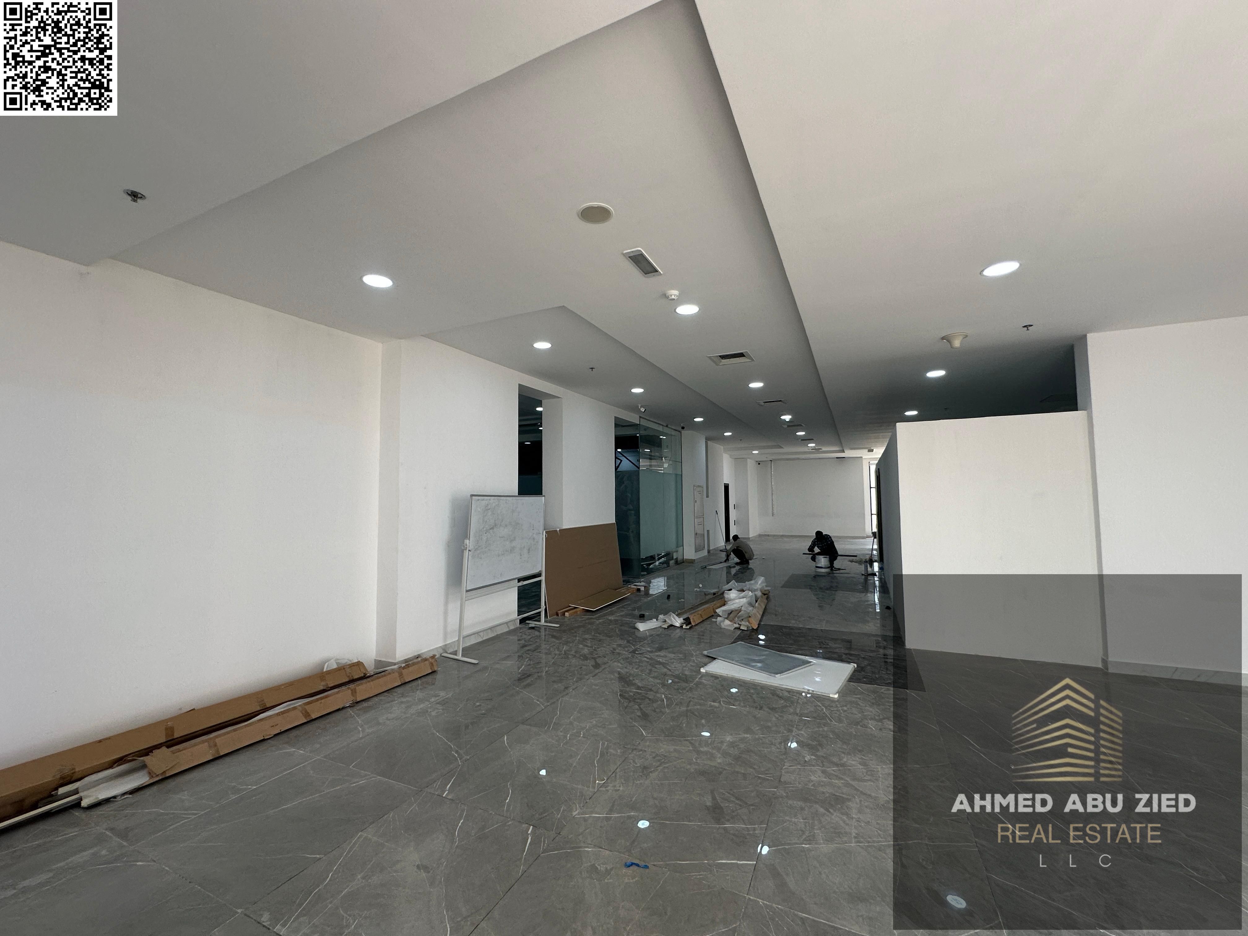Largest and most luxurious company headquarters or administrative office in Al Rashidiya – Ajman for annual rent. Entire floor with an area of 5000