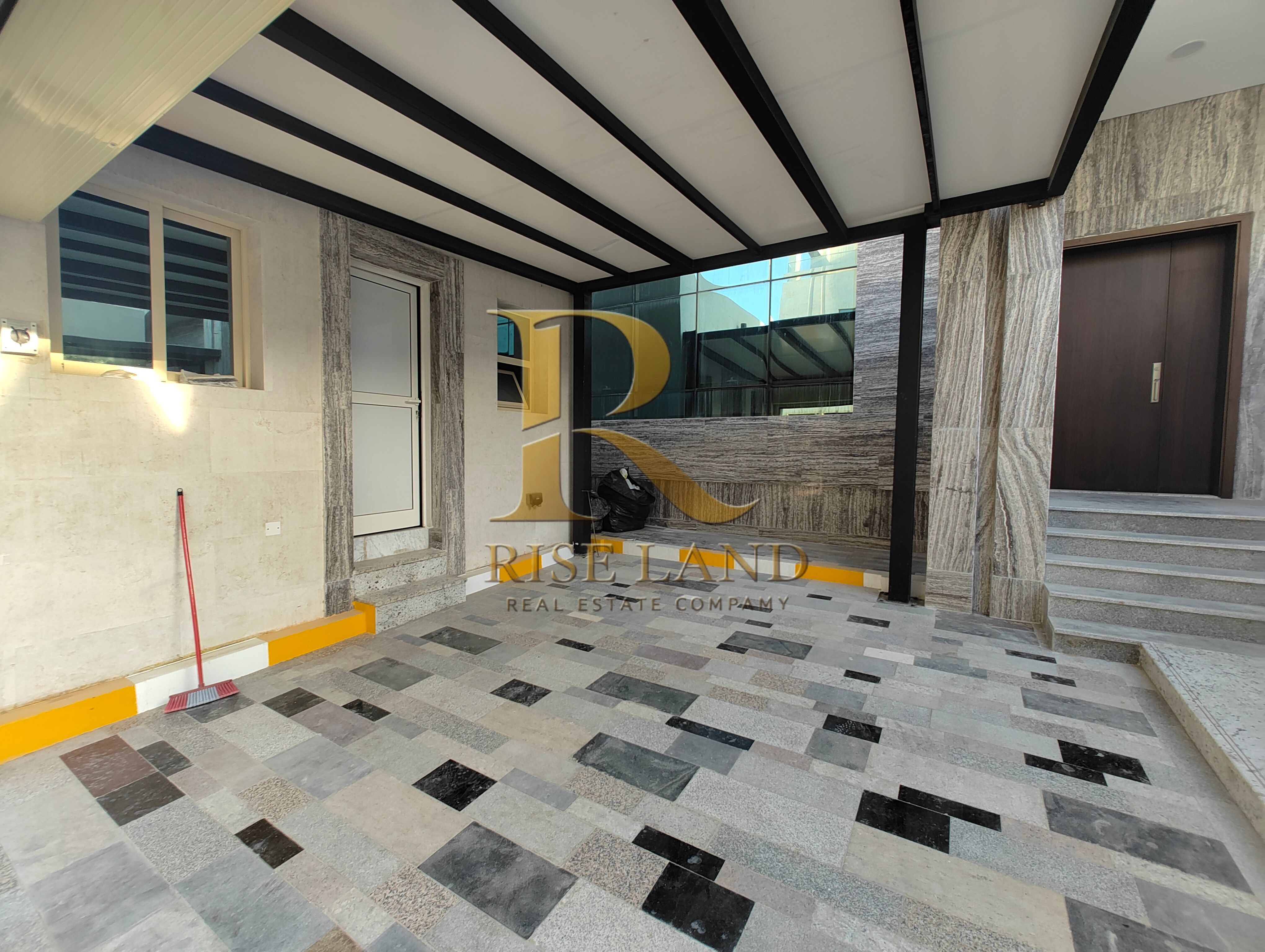 Premium 5 Master Bedroom Villa | Private Pool | Driver & Maid Rooms |