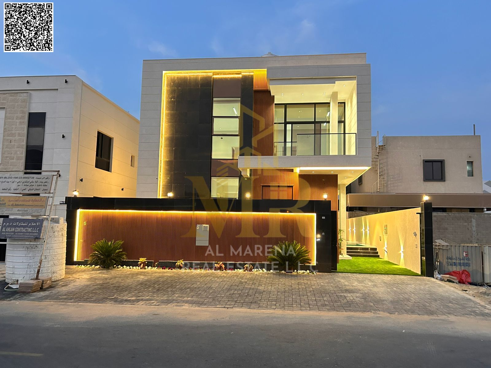 Villa with all registration fees included, on the main street, ready to move in, in the most prestigious area of Ajman. Freehold ownership for all n